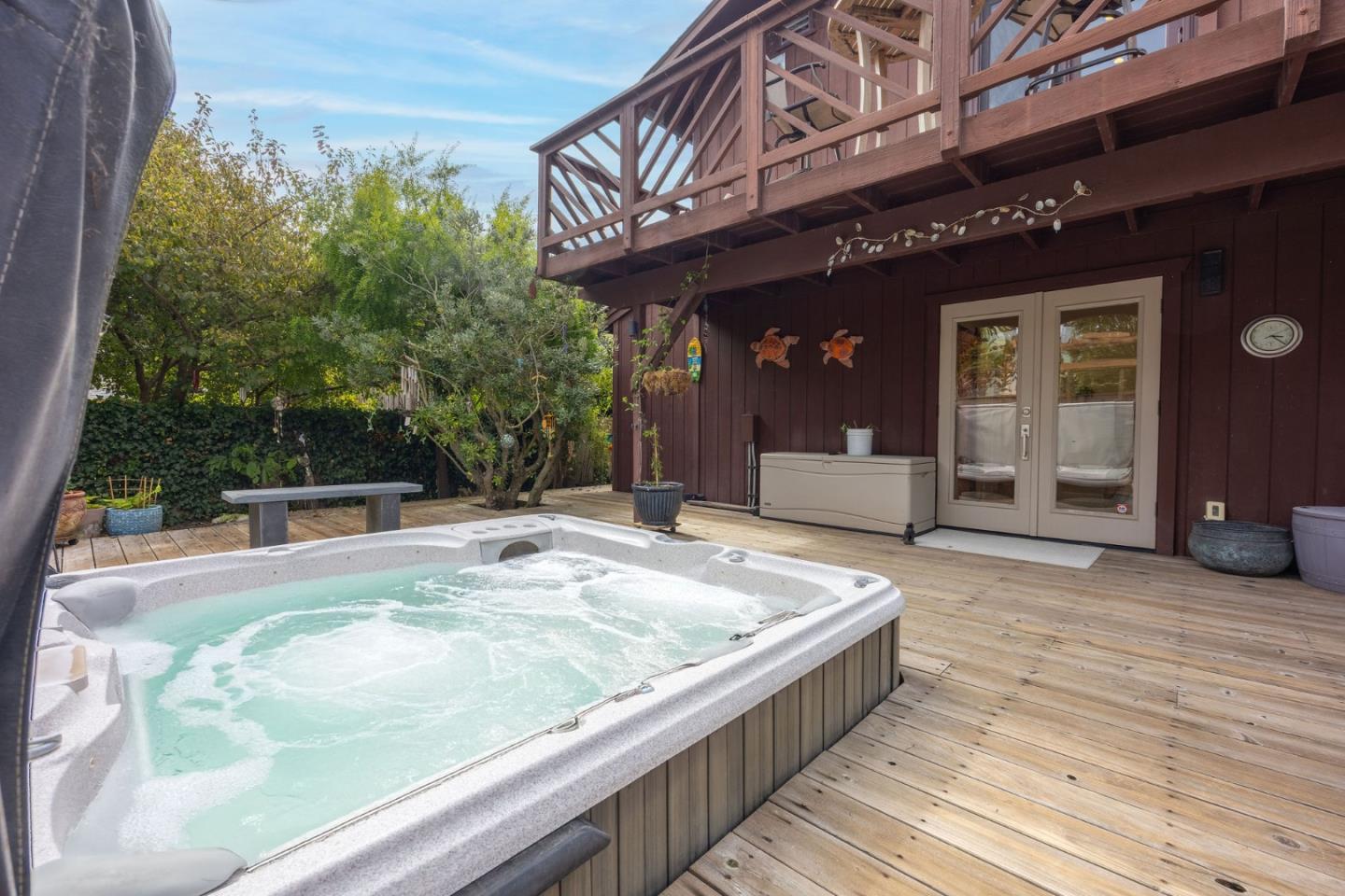 86 Madrone Avenue