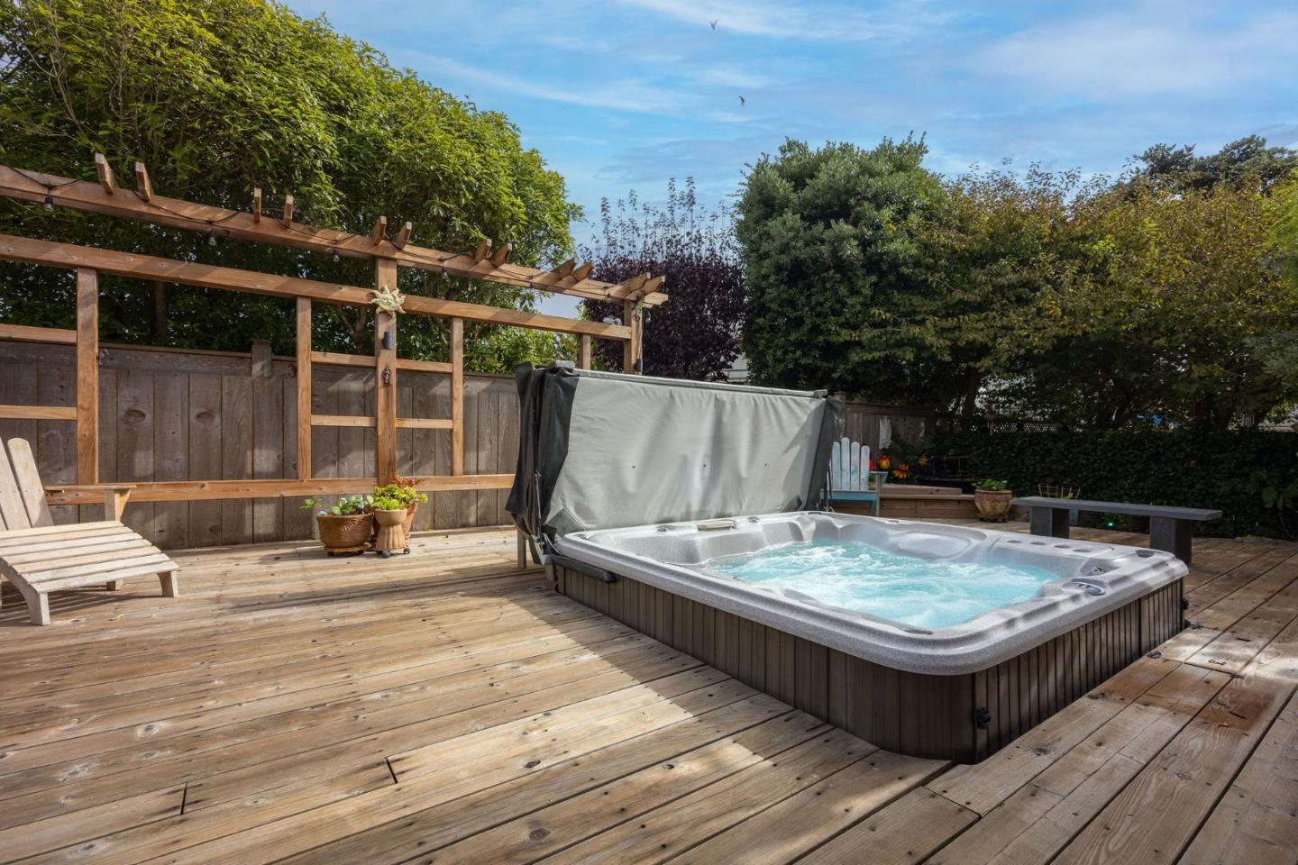 86 Madrone Avenue