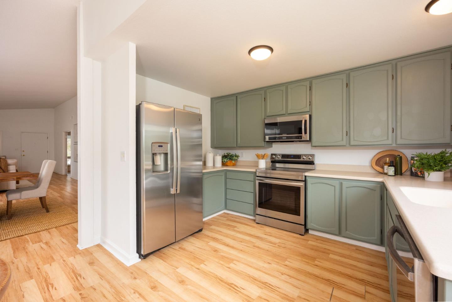 120 Bridgeport Drive