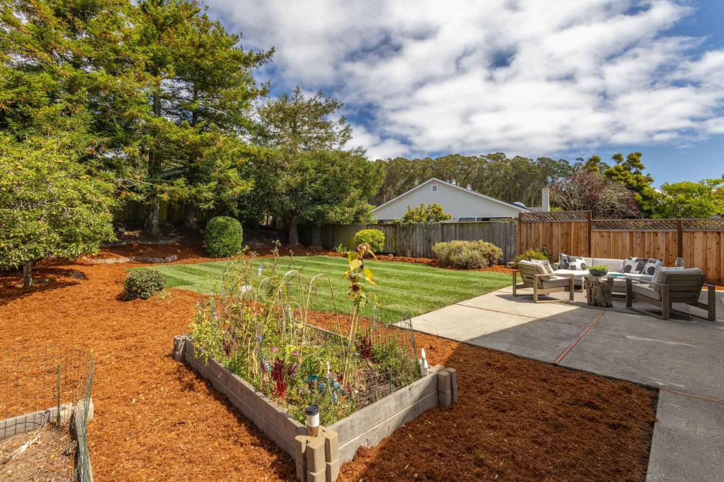 120 Bridgeport Drive