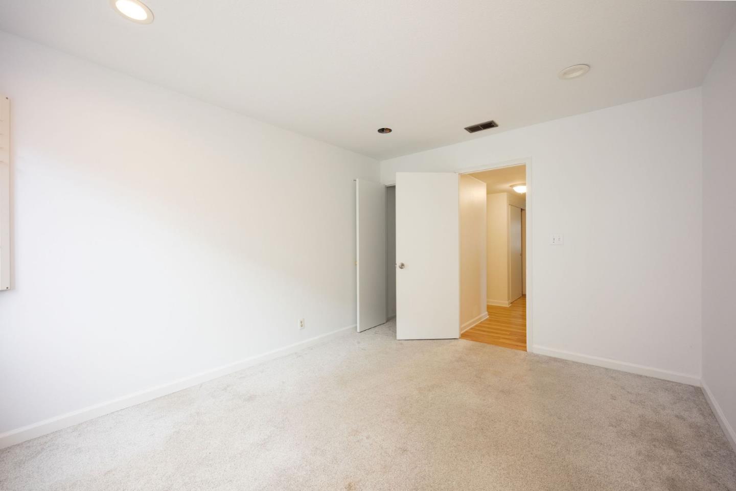 120 Bridgeport Drive