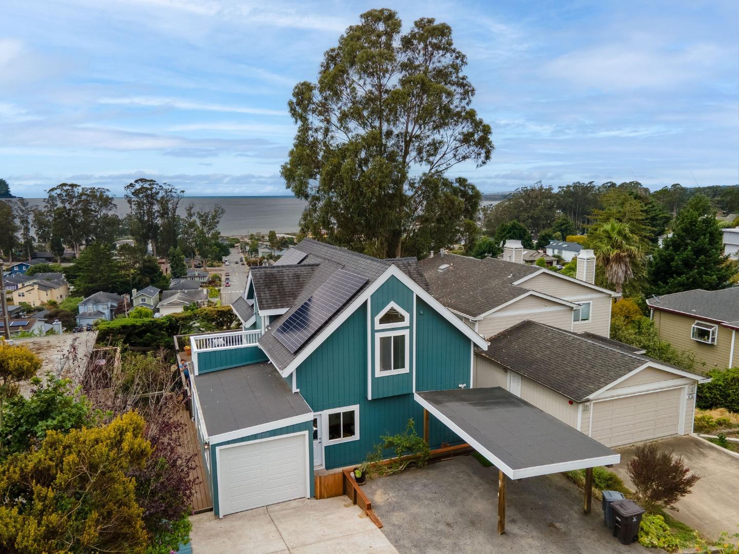 1107 Columbus Street