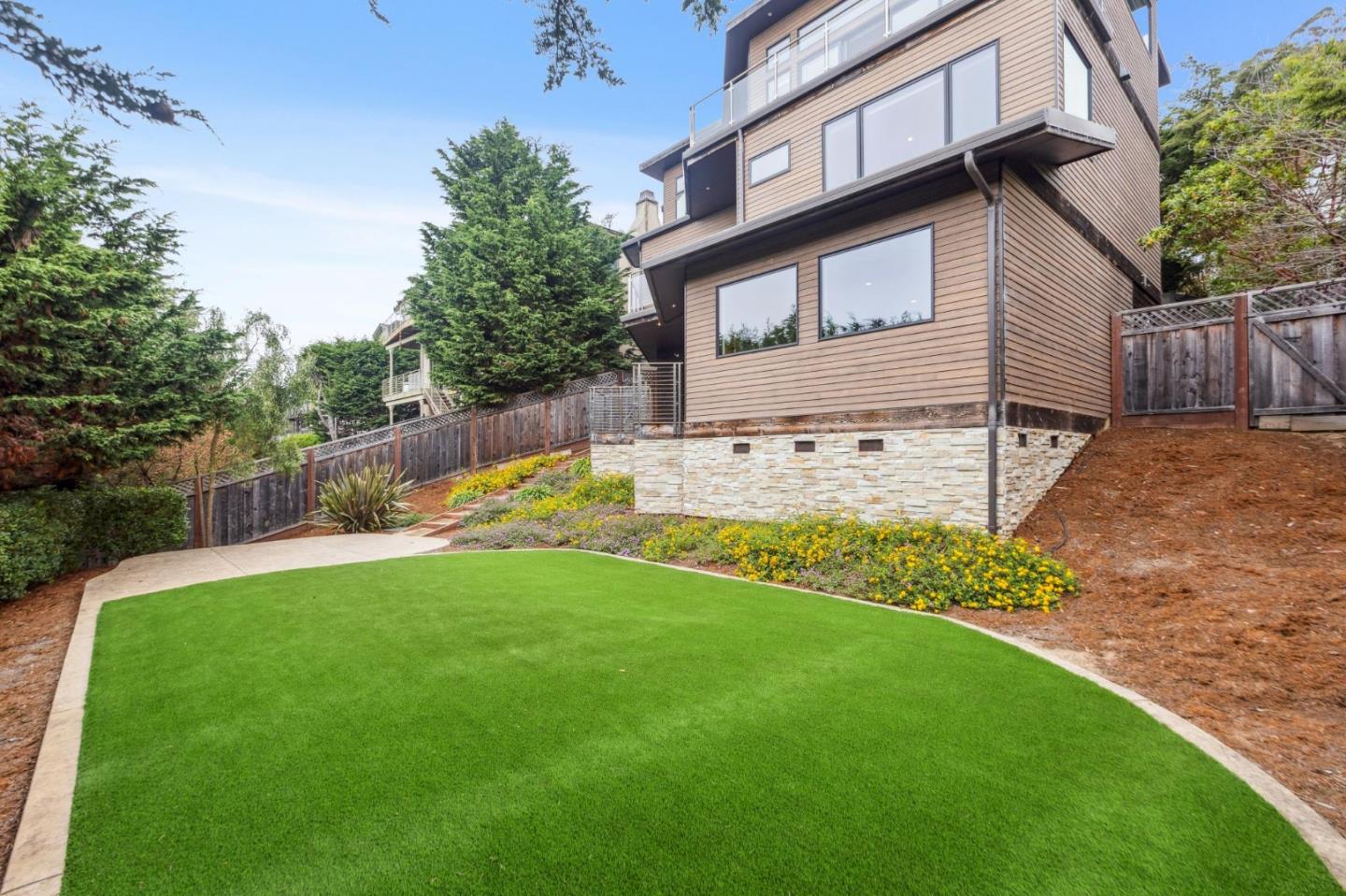 243 Del Monte Road