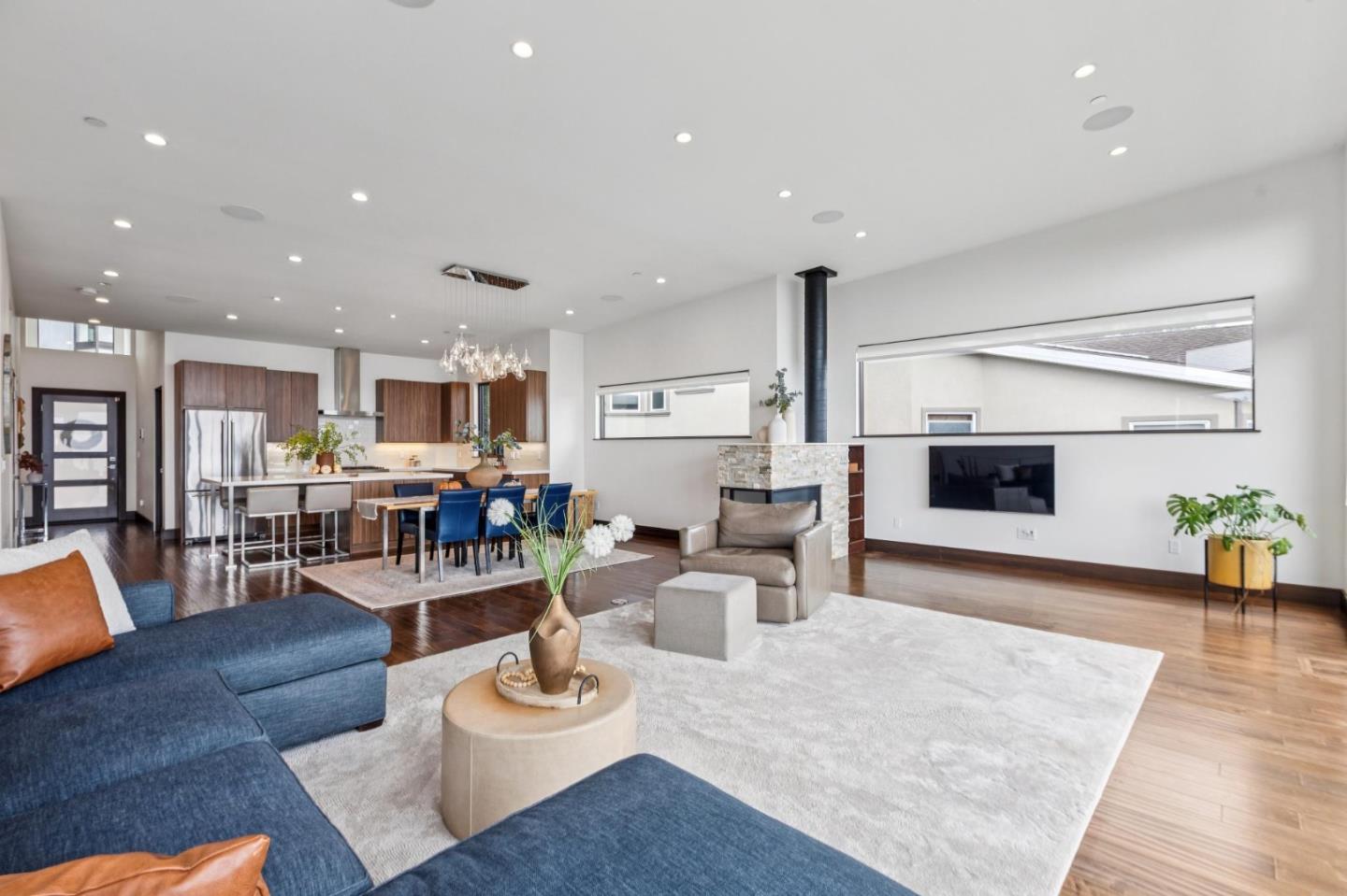 243 Del Monte Road