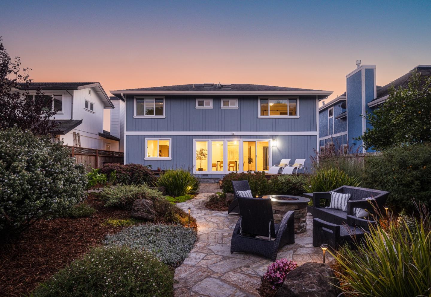 213 Miramontes Avenue