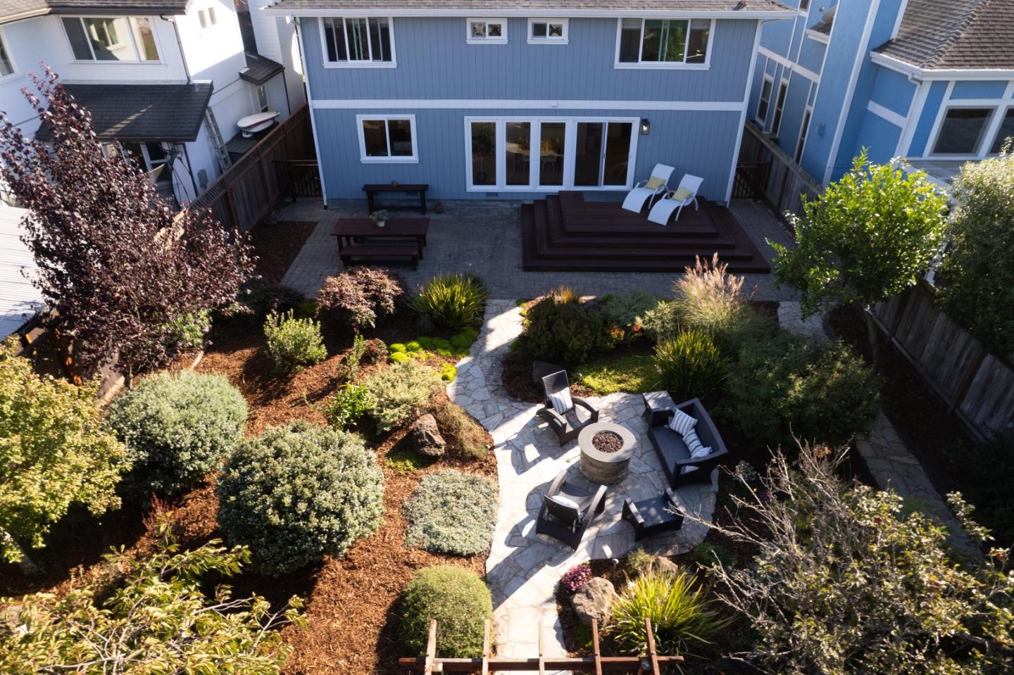 213 Miramontes Avenue