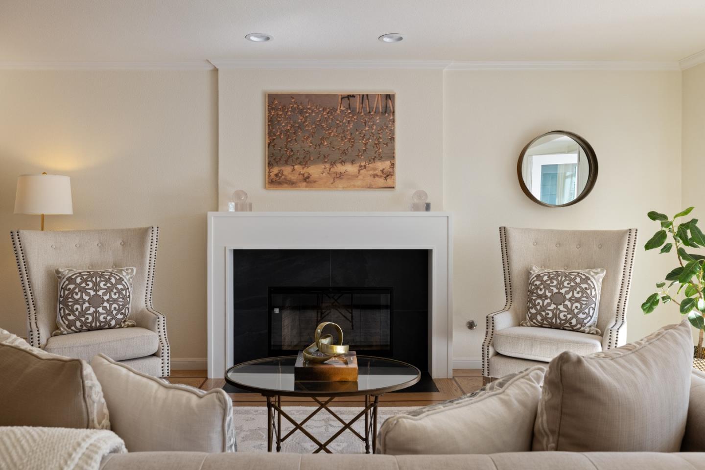 213 Miramontes Avenue