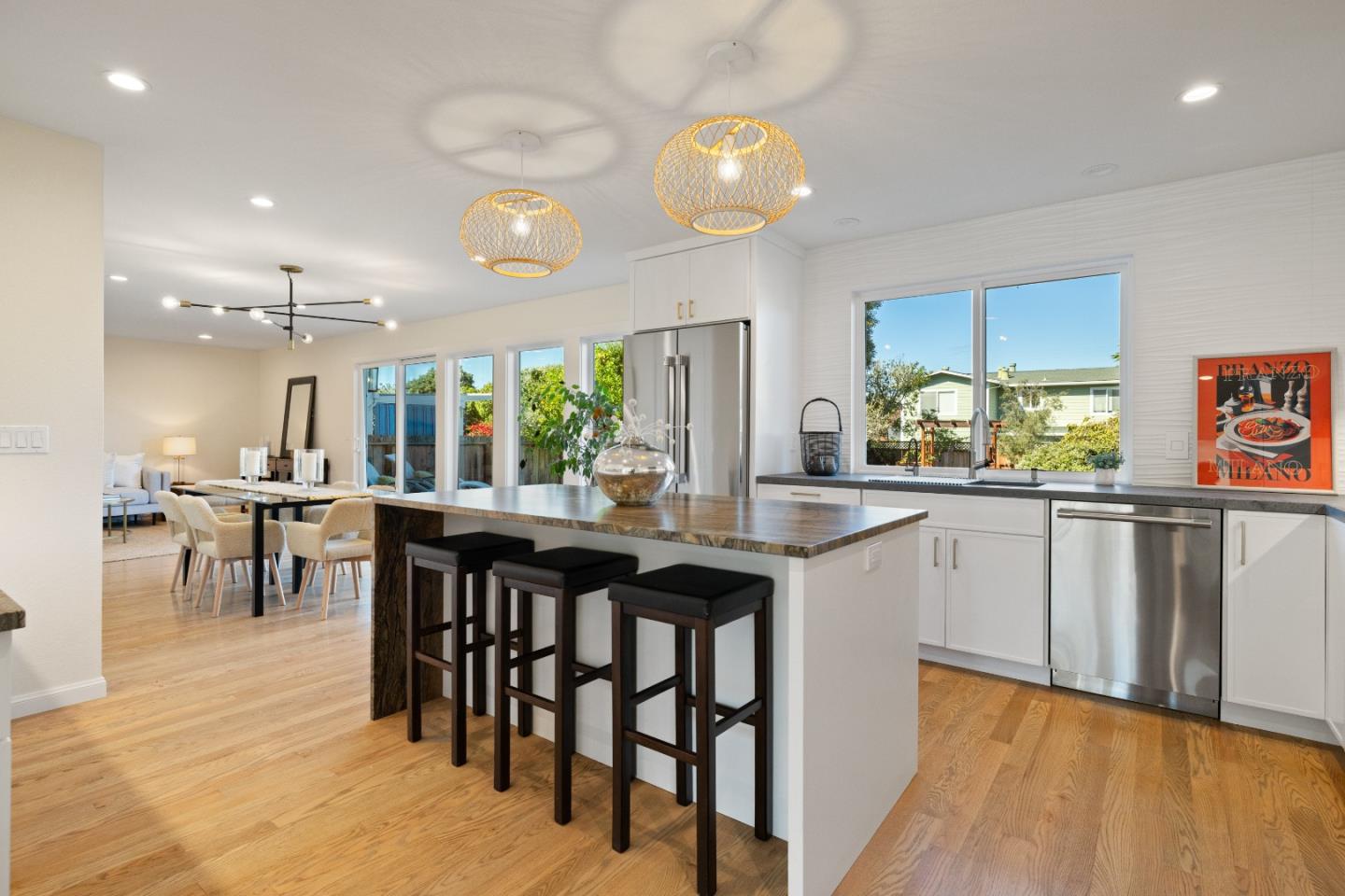 213 Miramontes Avenue