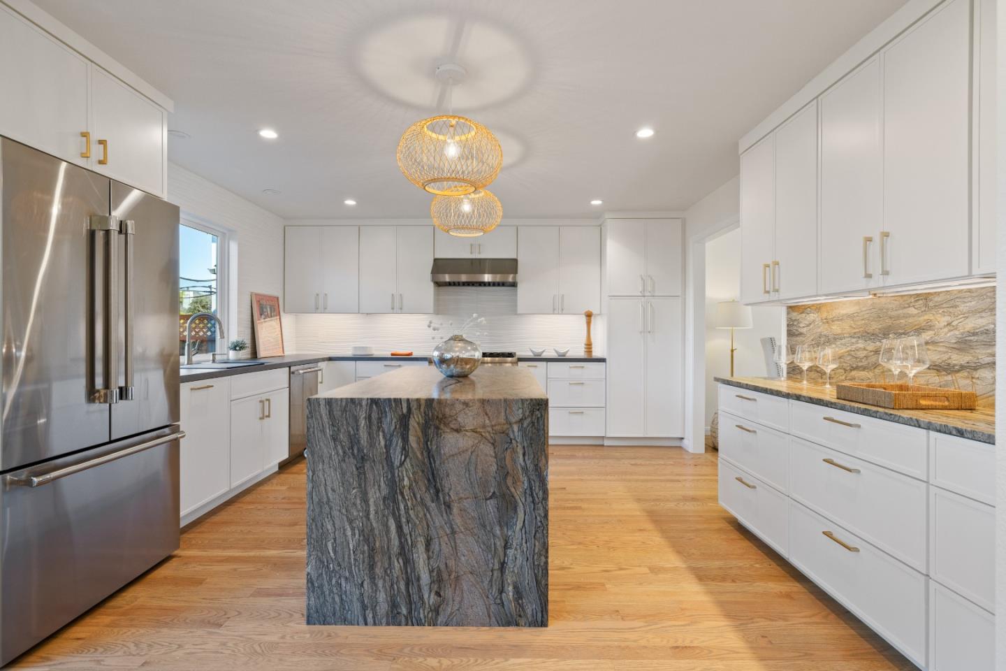 213 Miramontes Avenue