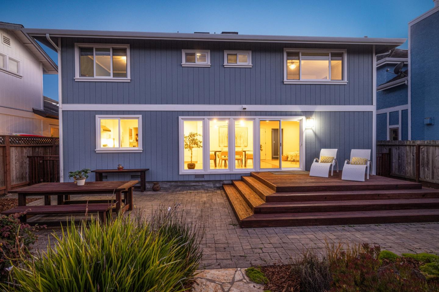 213 Miramontes Avenue