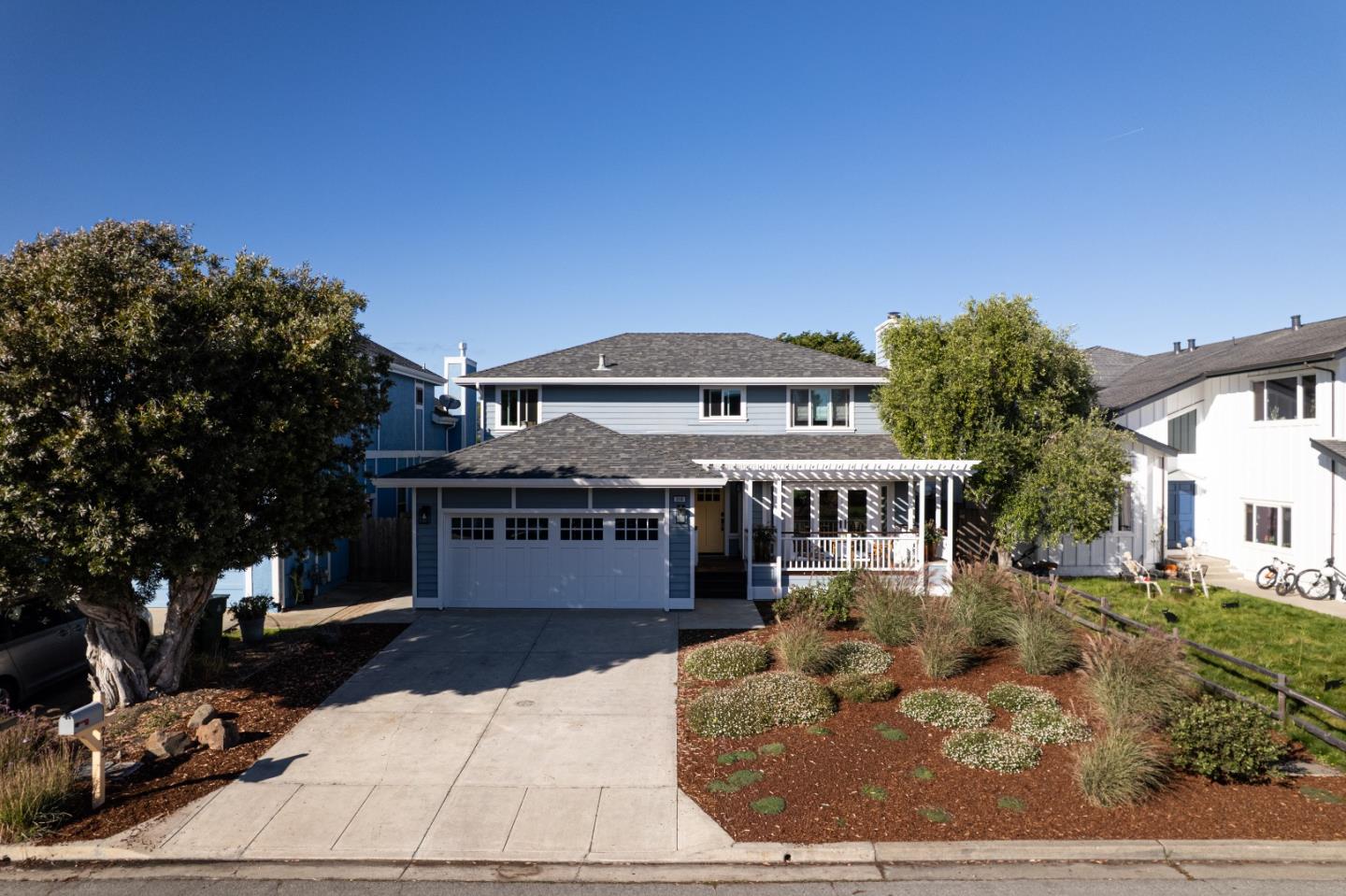 213 Miramontes Avenue