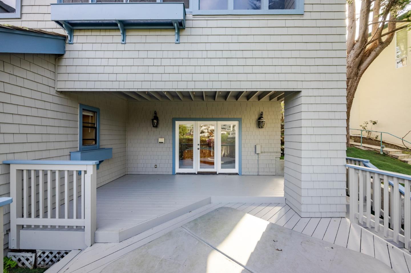 15 Ashdown Place