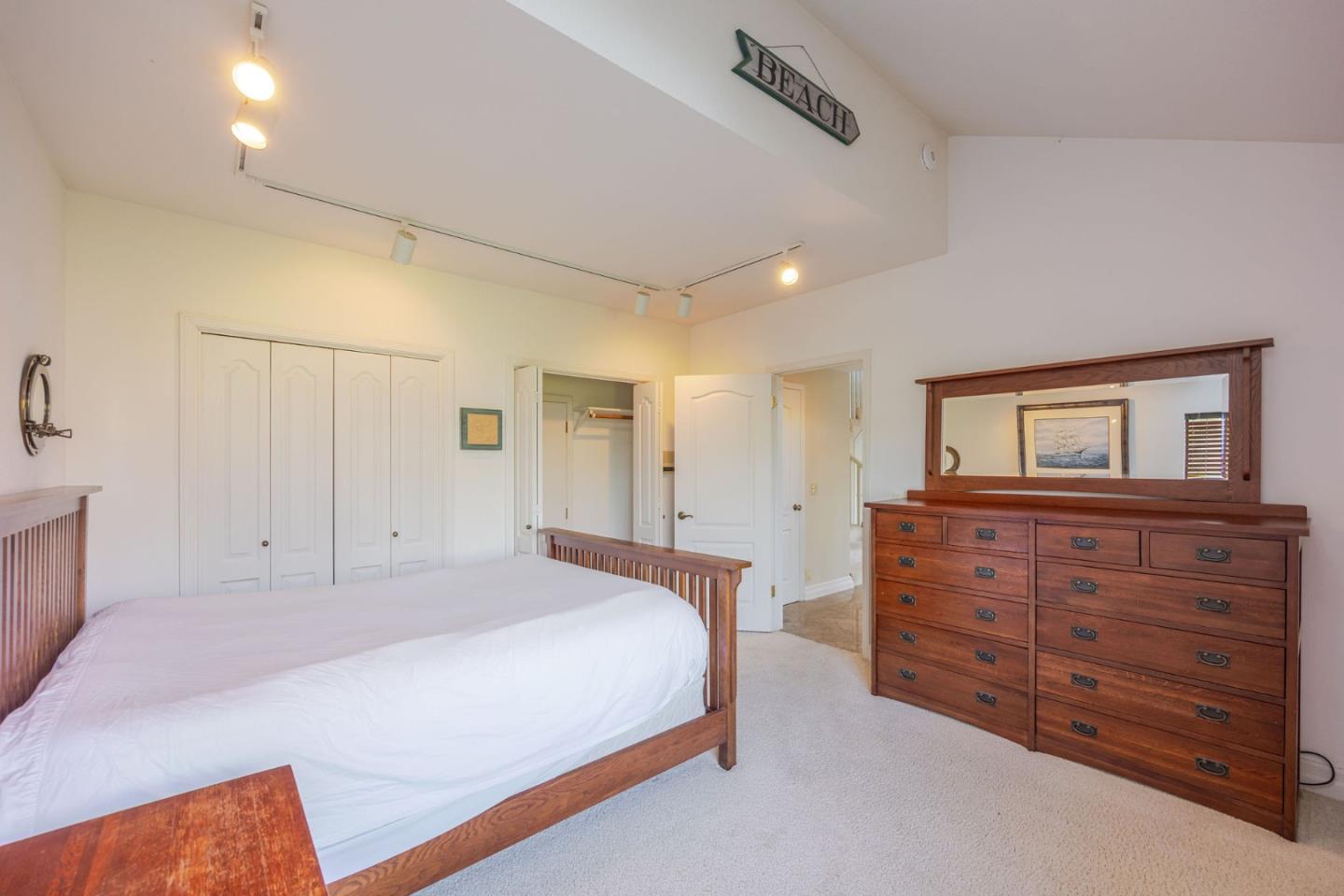 15 Ashdown Place