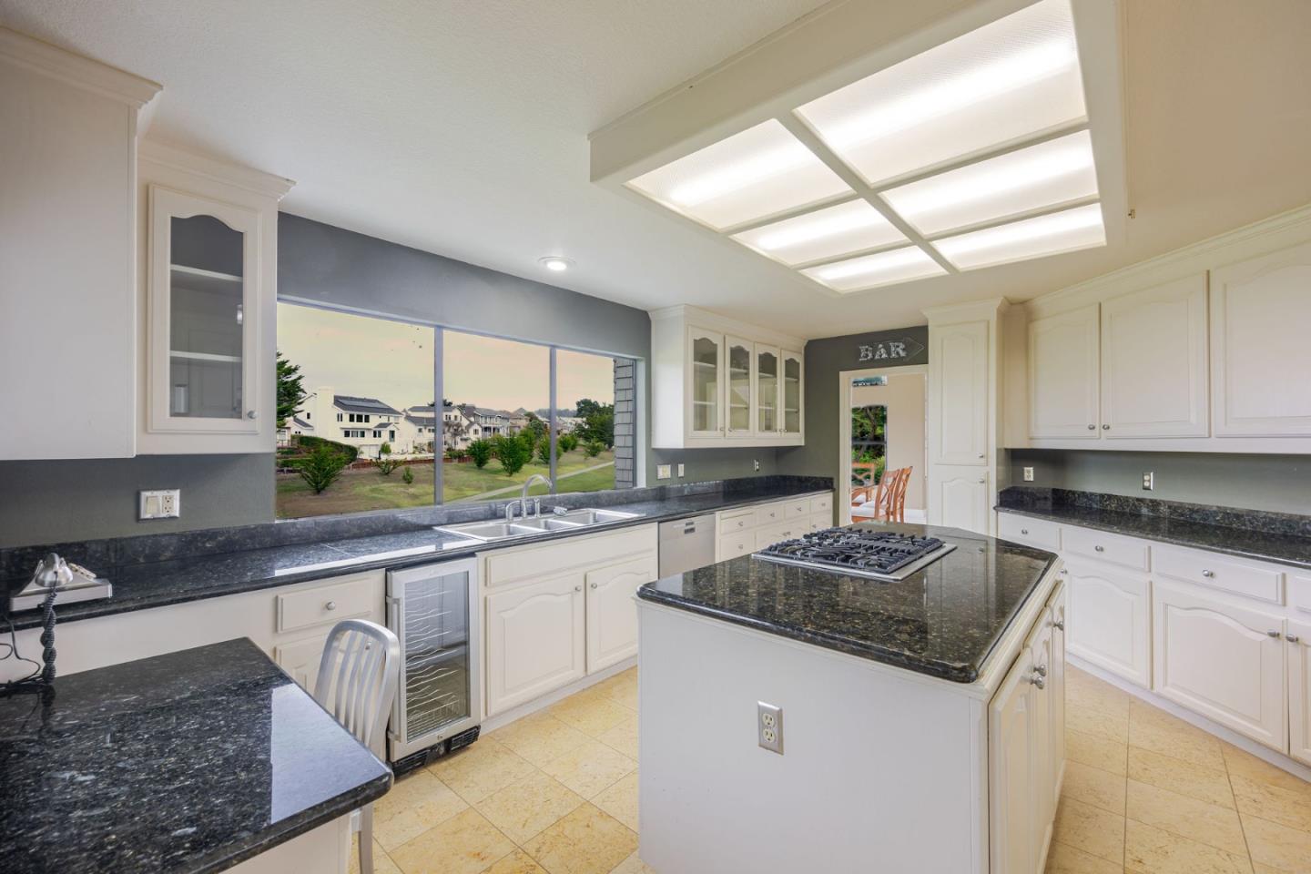 15 Ashdown Place