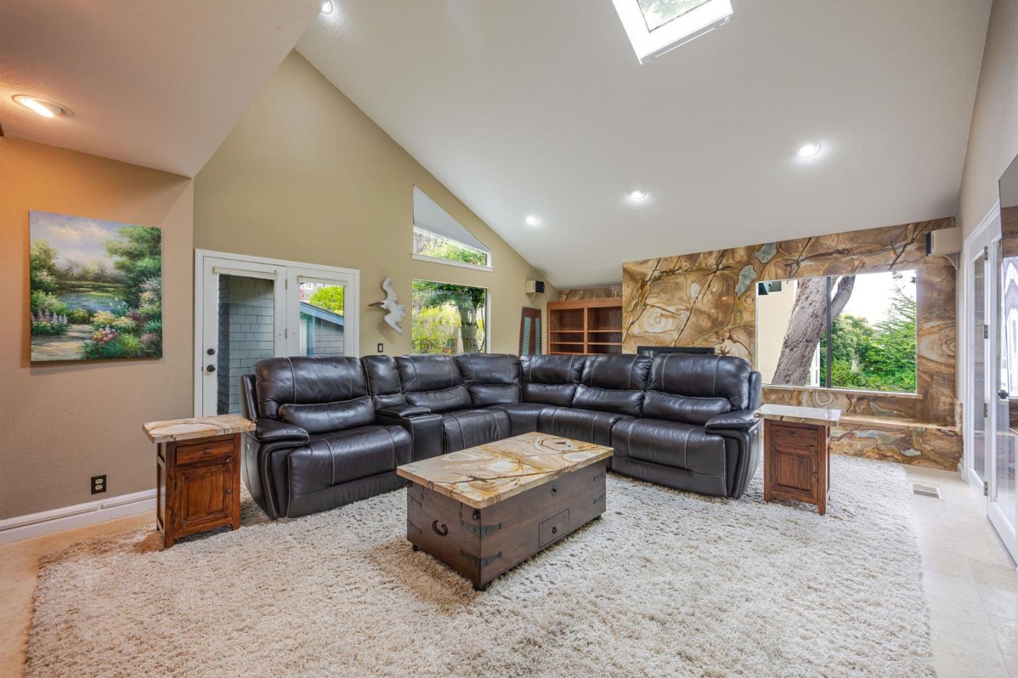 15 Ashdown Place