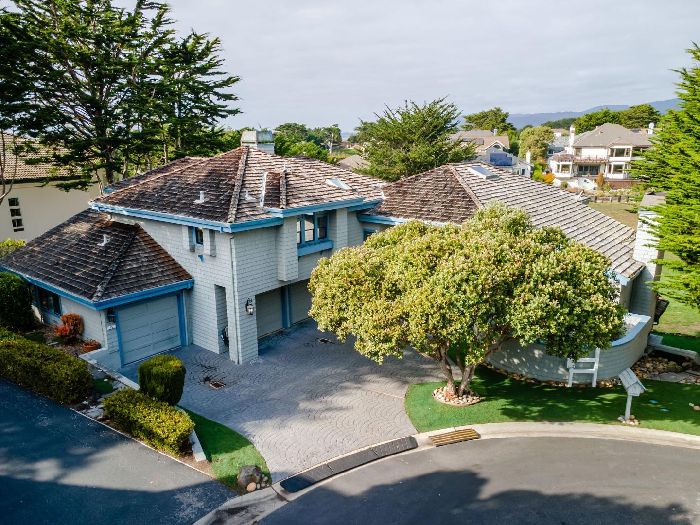 15 Ashdown Place