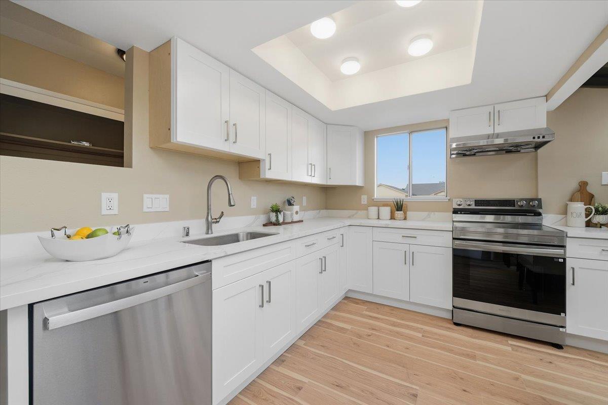 957 South Arnold Way