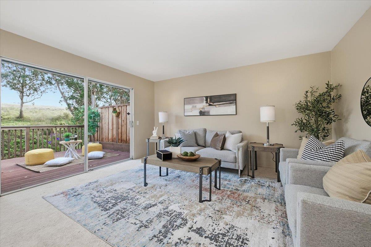 957 South Arnold Way