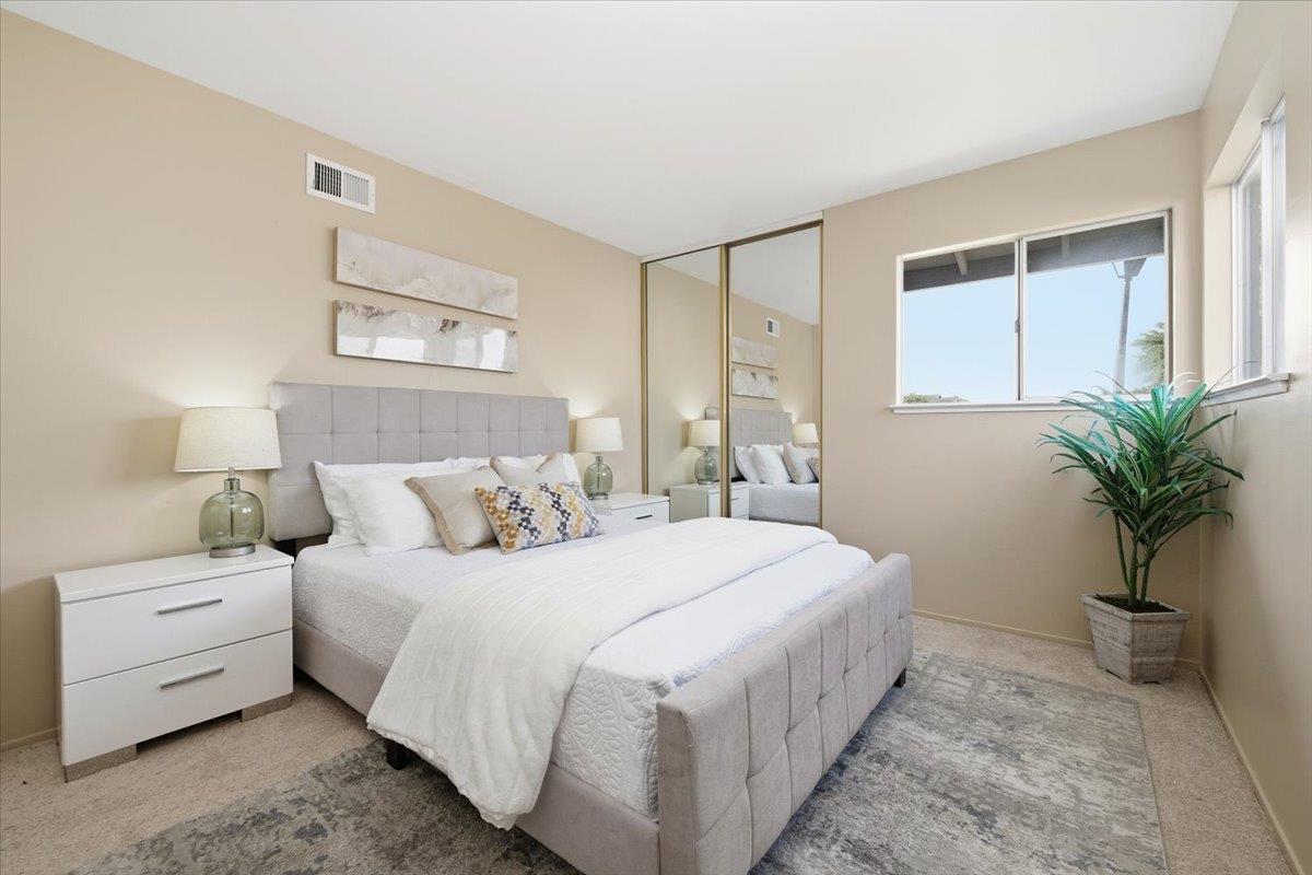 957 South Arnold Way