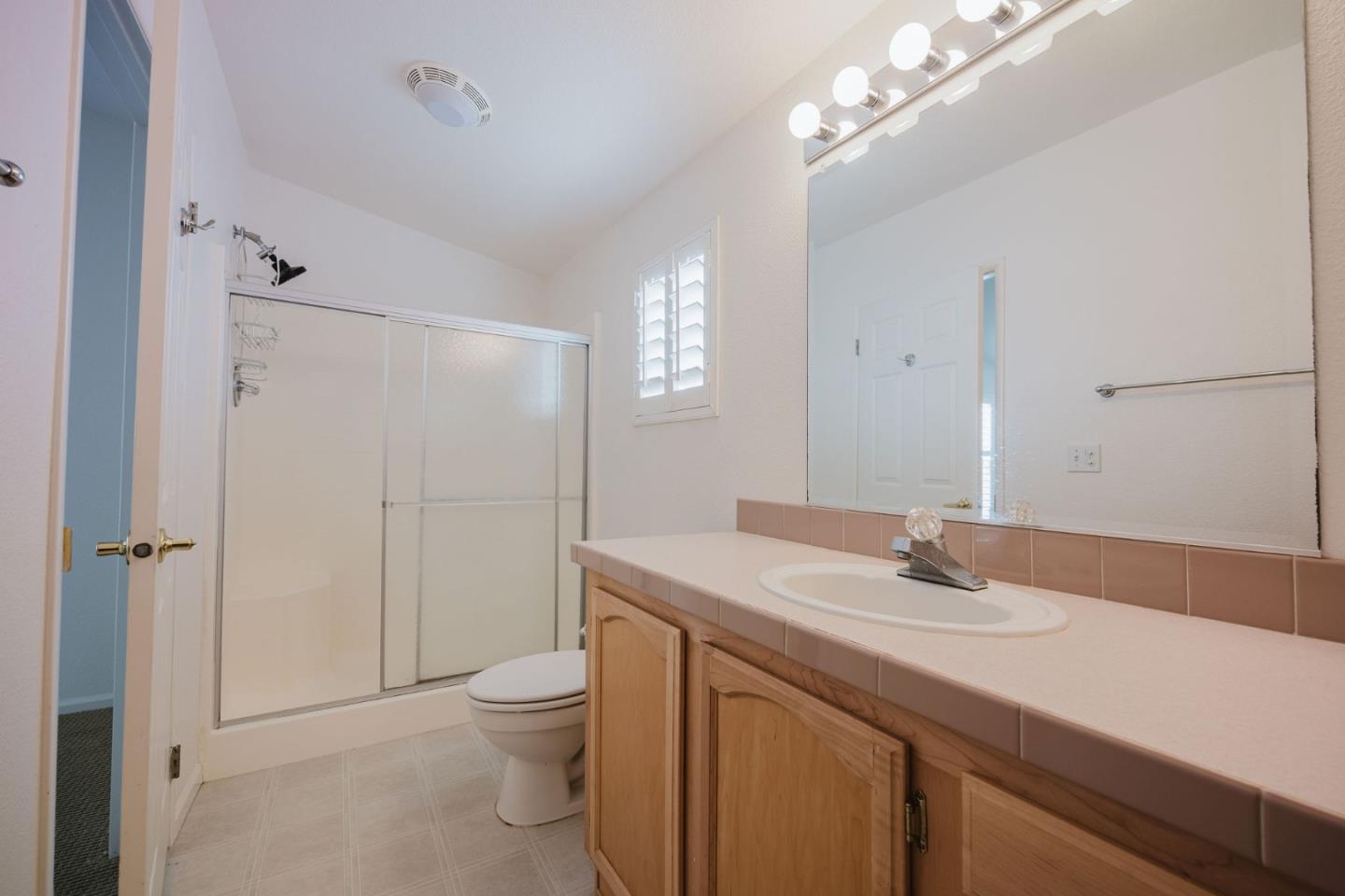 6 Sunset Terrace Unit: 6