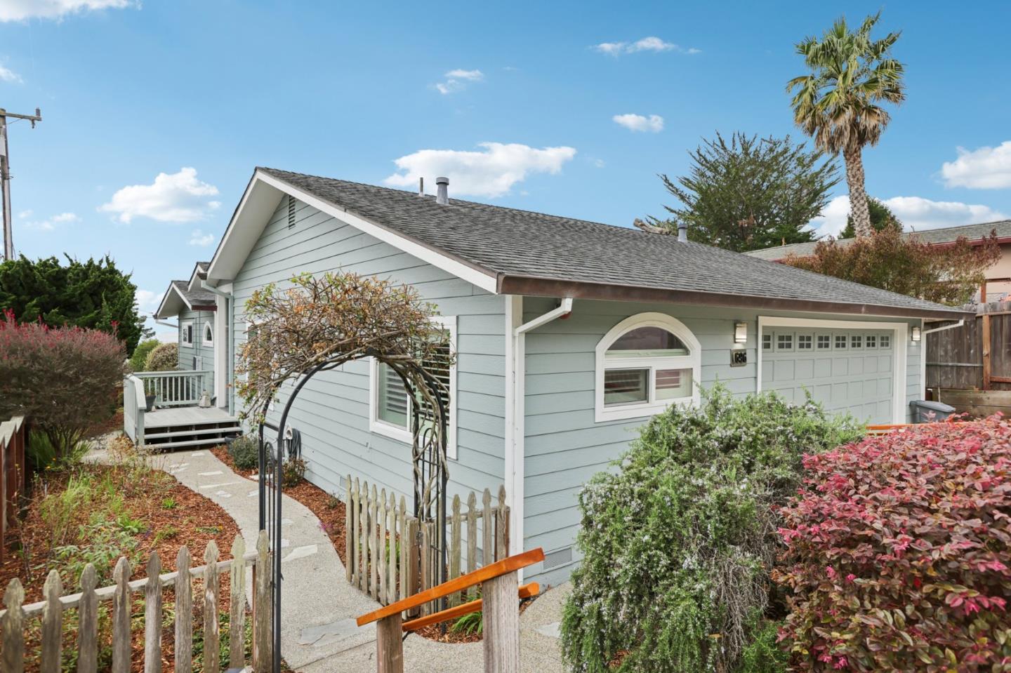 696 Francisco Street