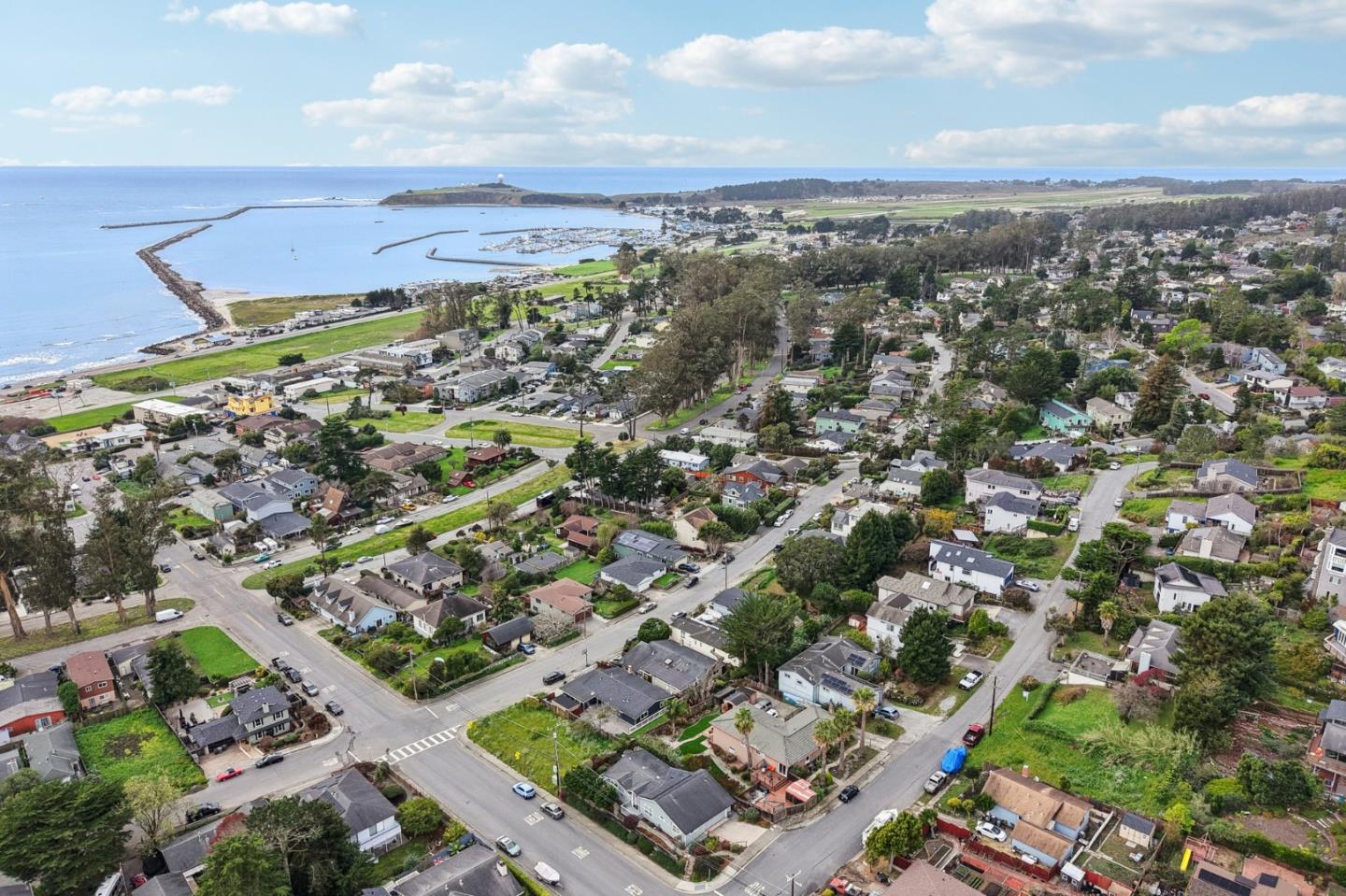 696 Francisco Street