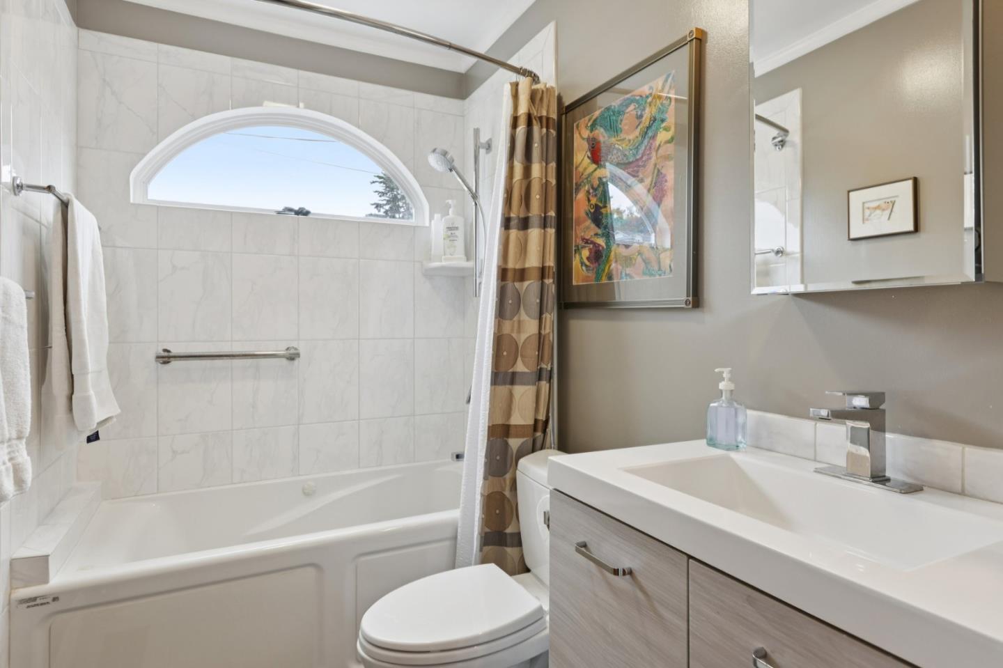 696 Francisco Street