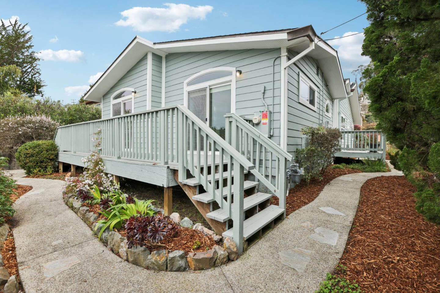 696 Francisco Street