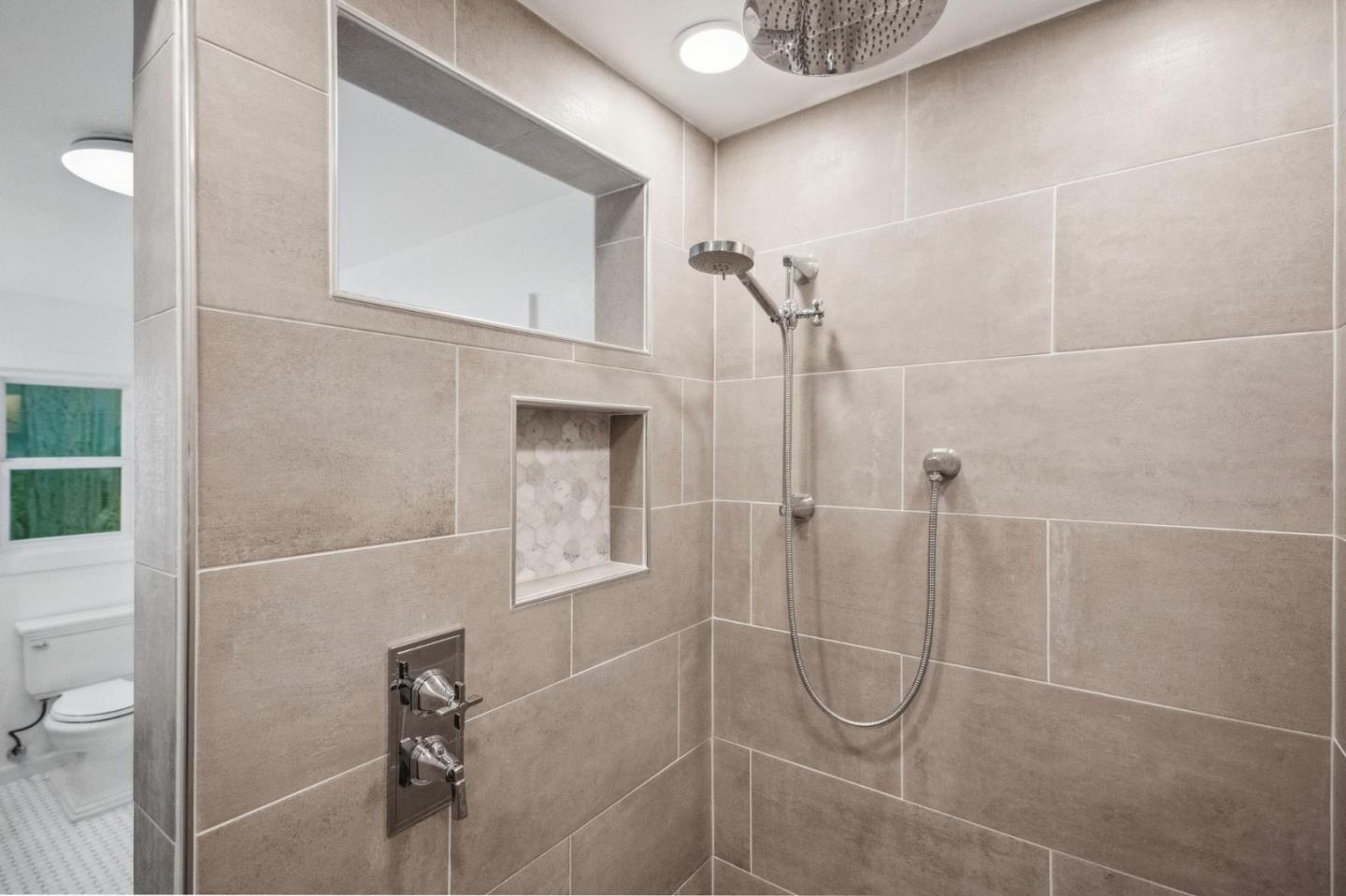 13872 Silver Sky Way