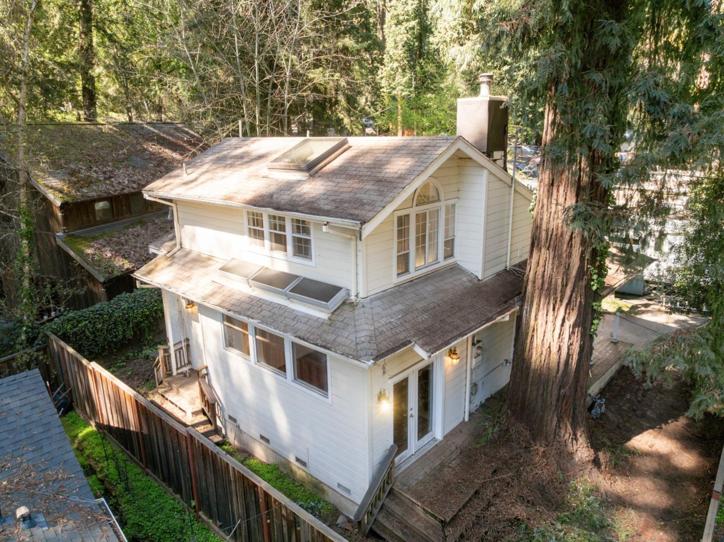 8965 Redwood Drive