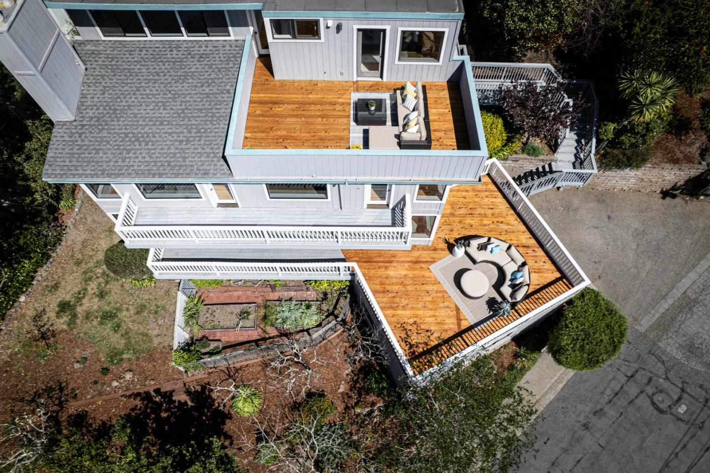 103 Dolphine Avenue