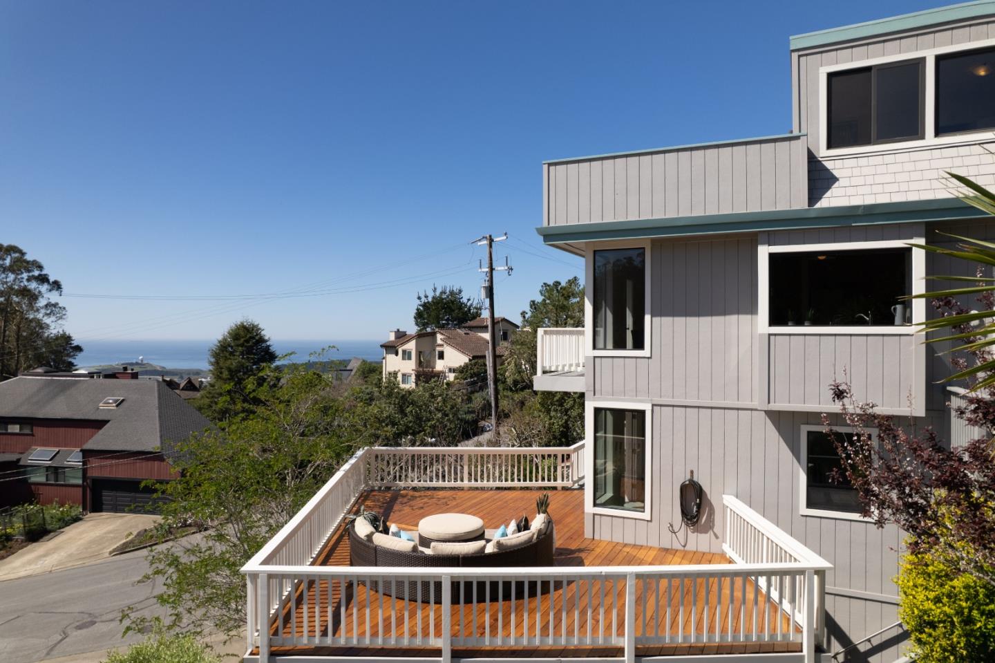 103 Dolphine Avenue