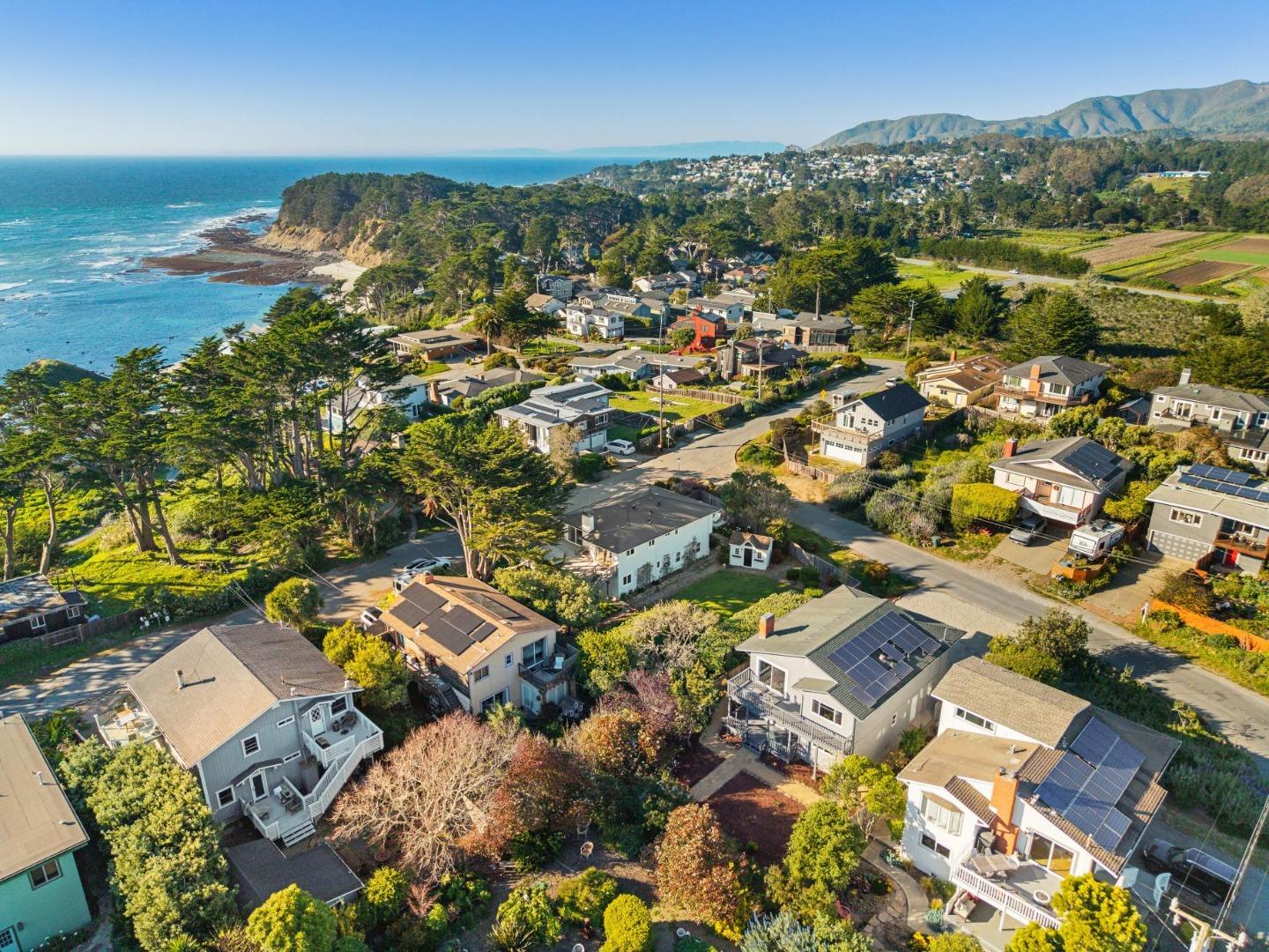 846 San Ramon Avenue