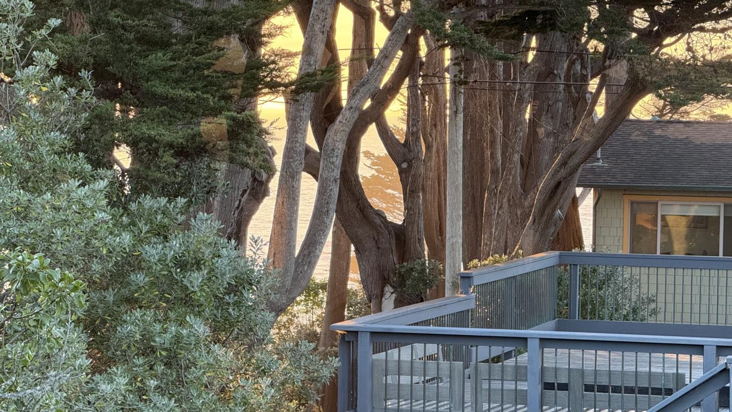 846 San Ramon Avenue