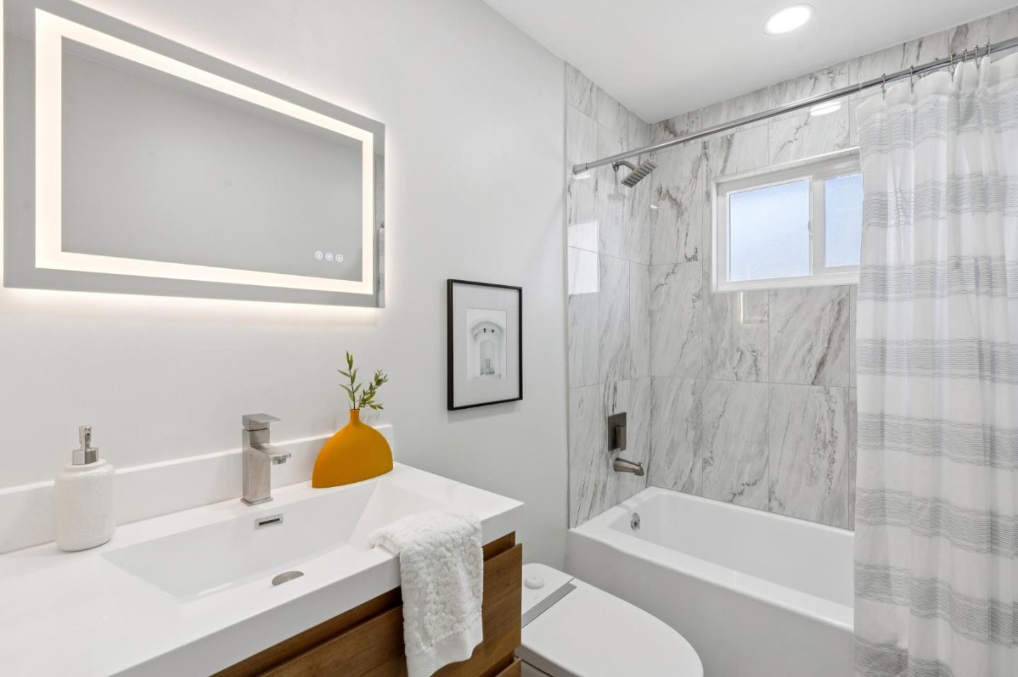 846 San Ramon Avenue