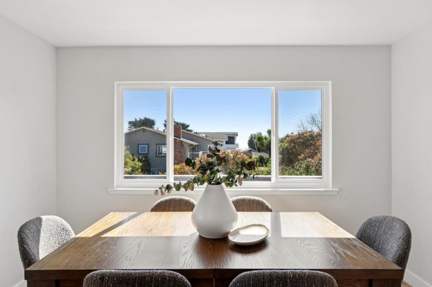 846 San Ramon Avenue