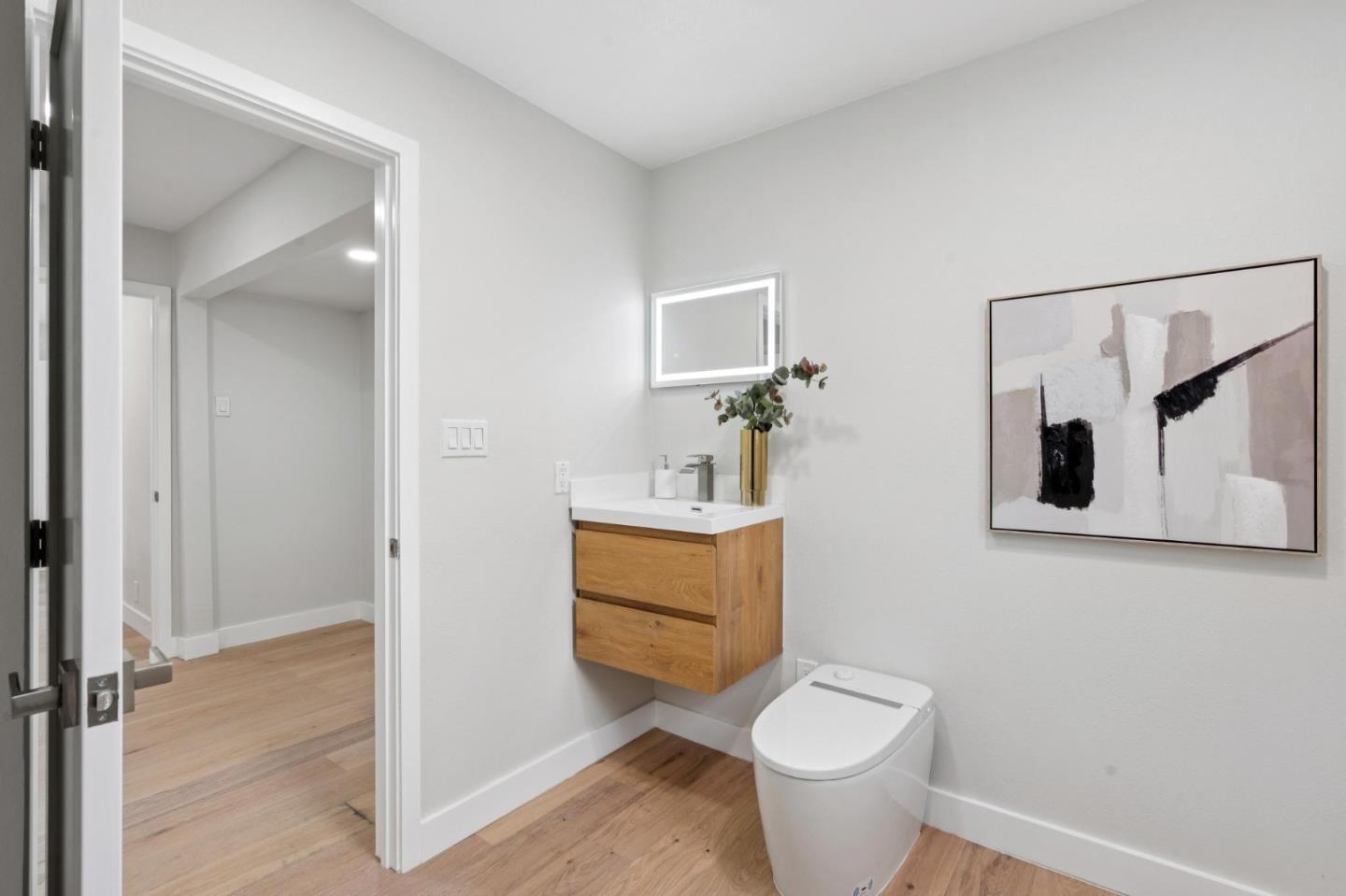 846 San Ramon Avenue