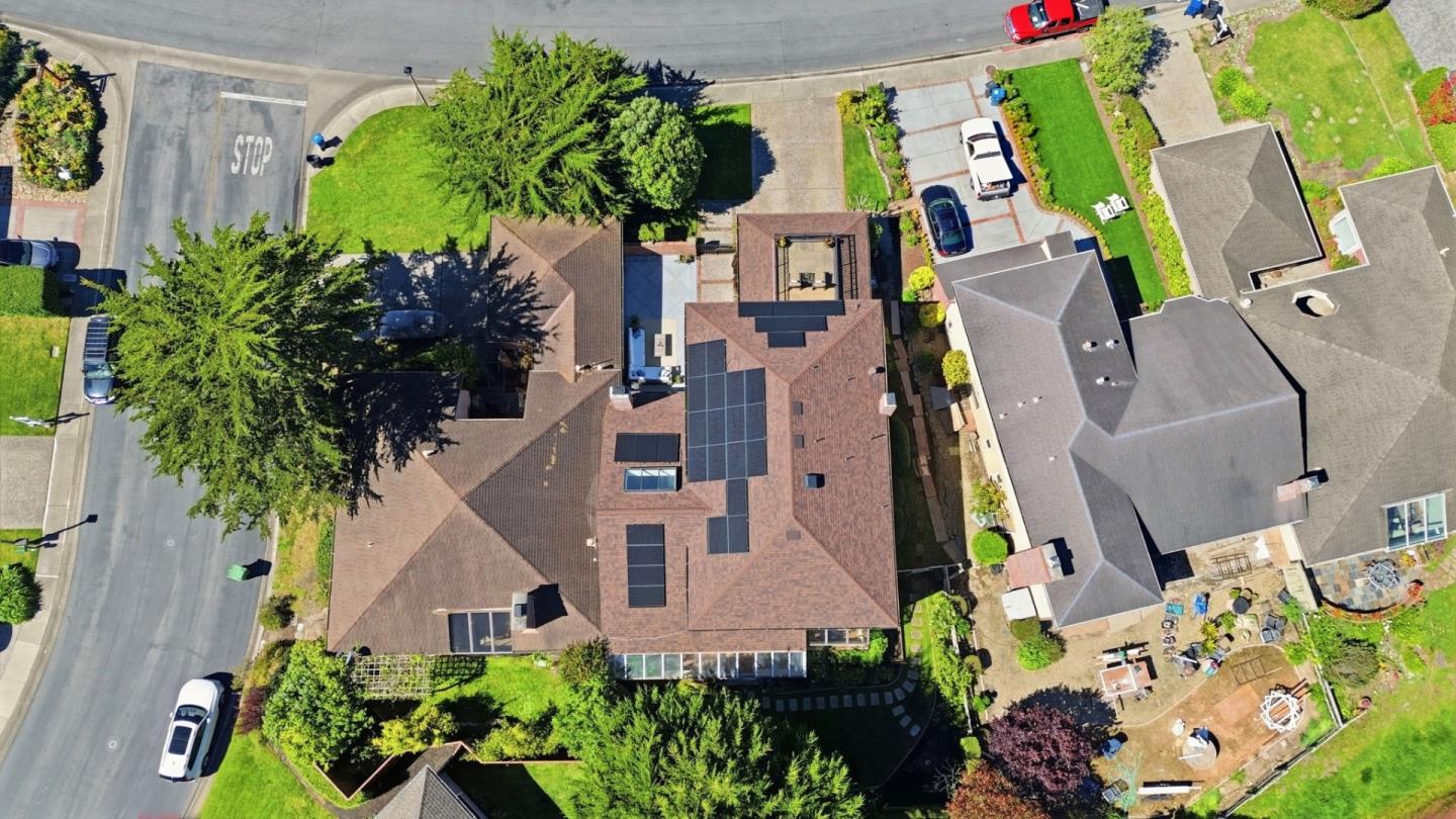 2329 Burning Tree Road