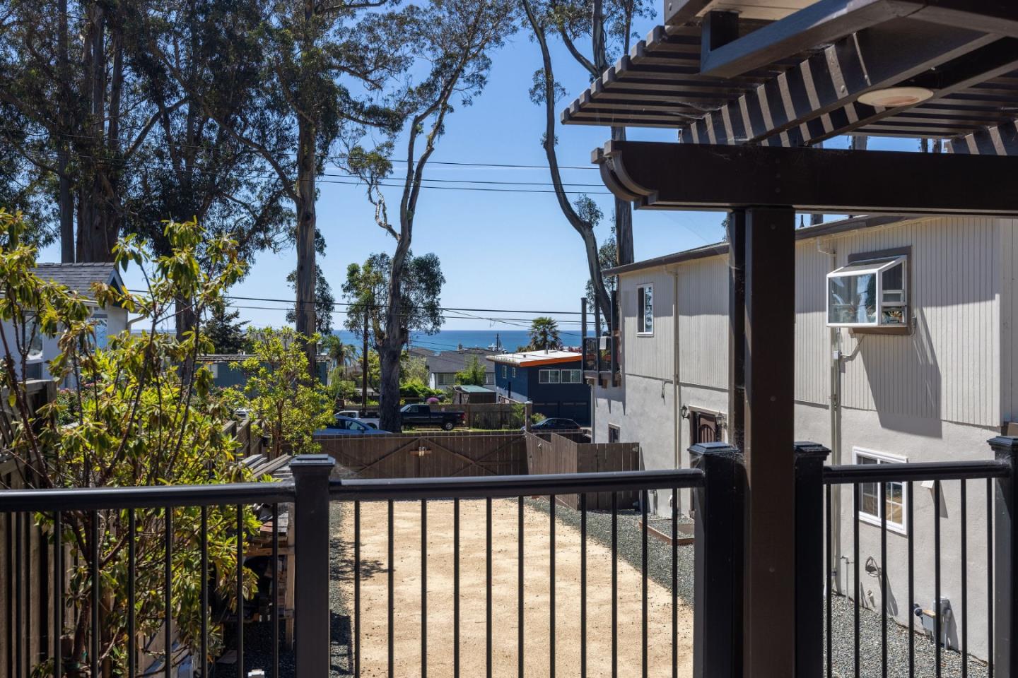 523 The Alameda