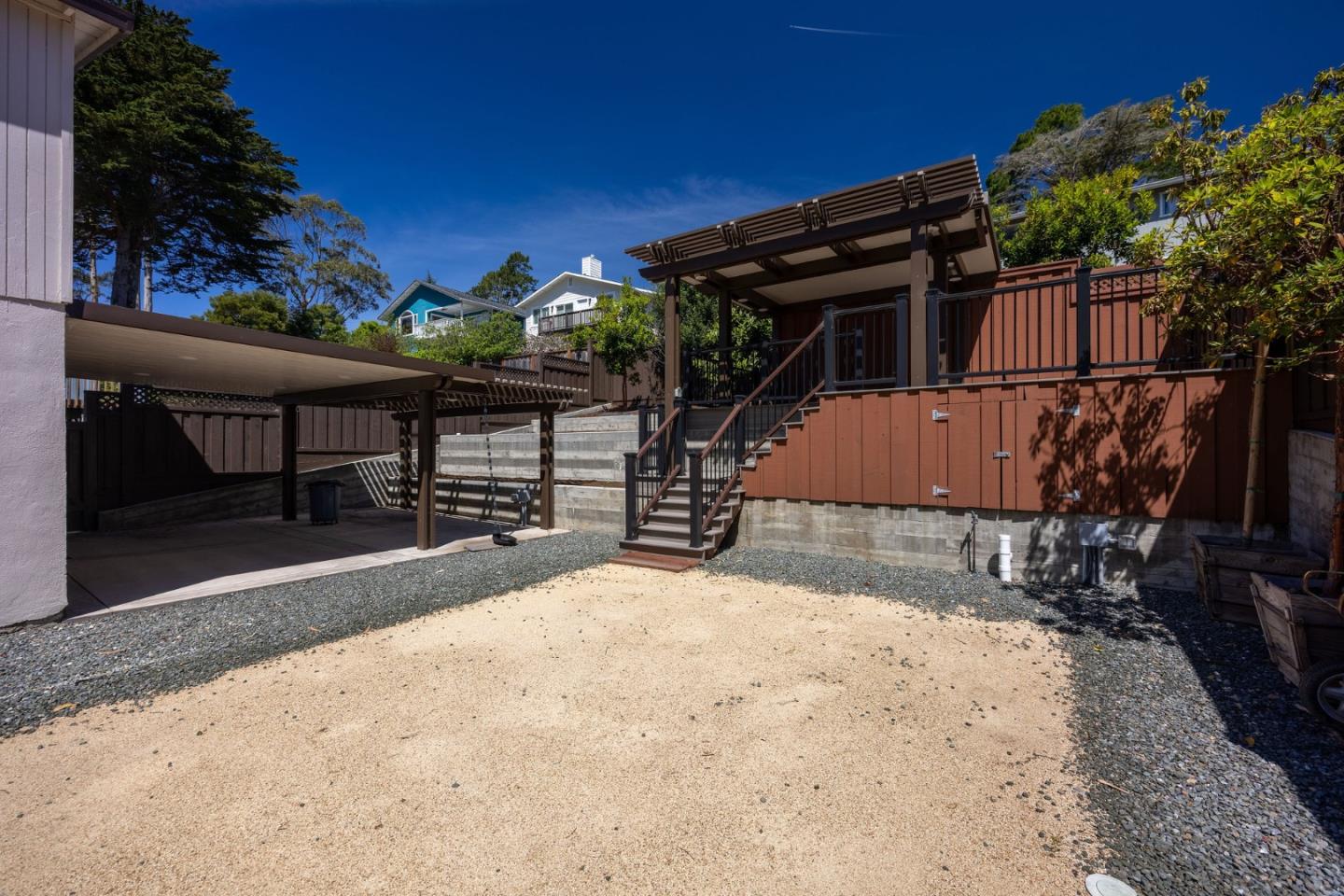 523 The Alameda