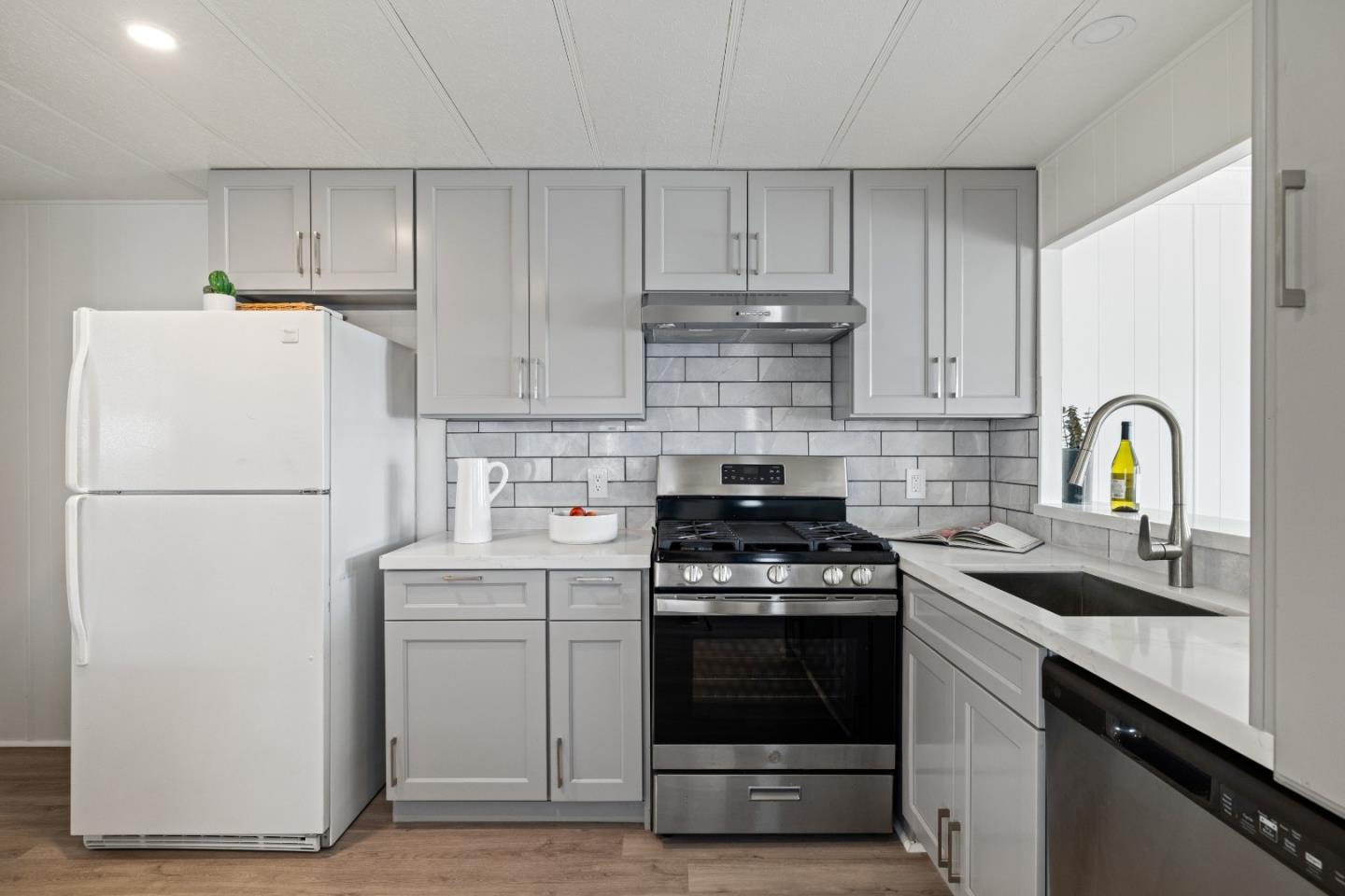 10 Lighthouse Road Unit: 10