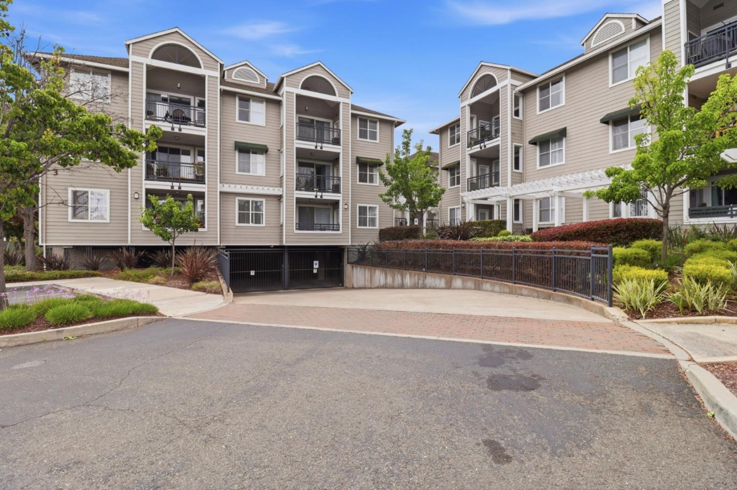 1982 West Bayshore Road 237