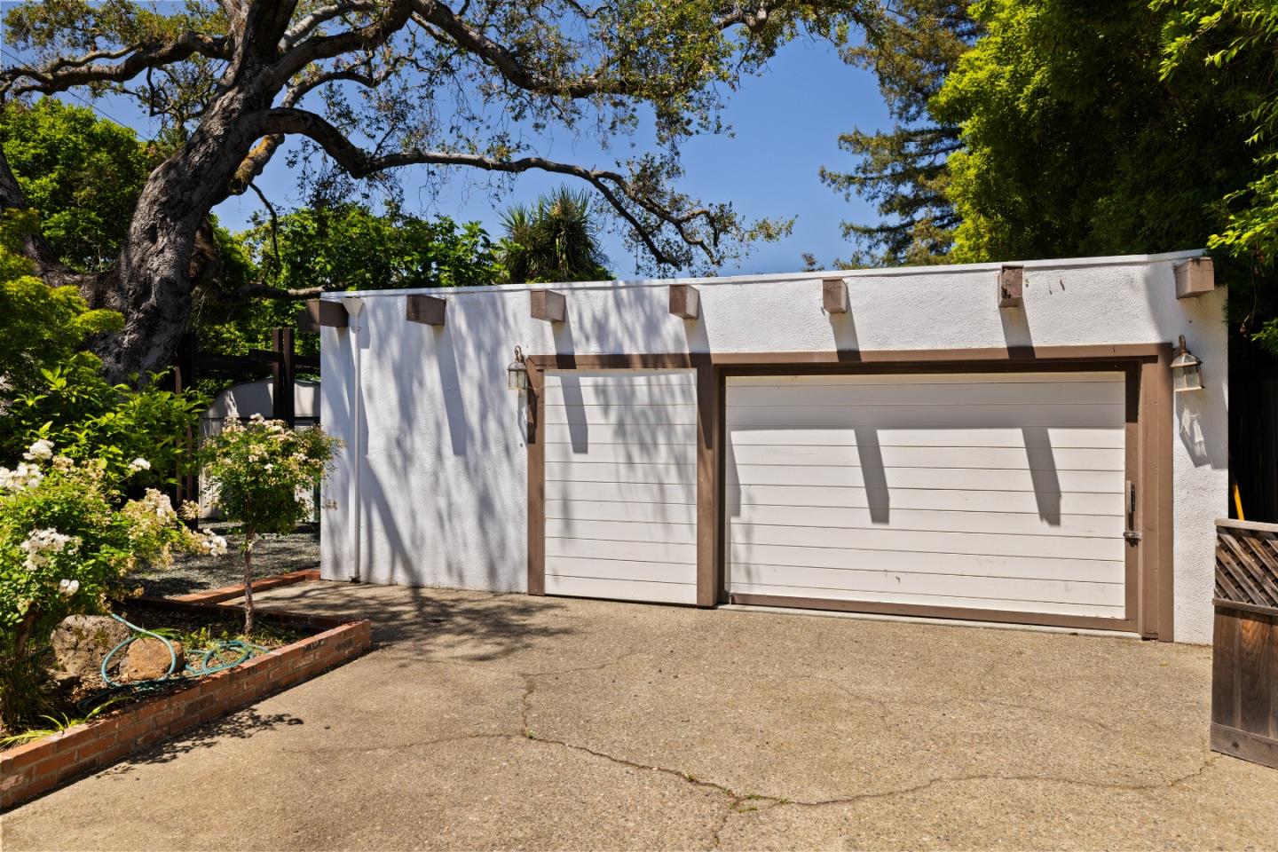 225 Coleridge Avenue