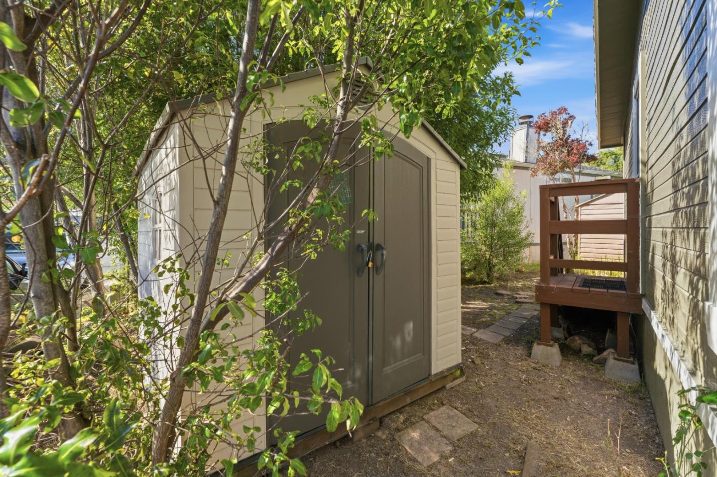 140 Barranca LN 140