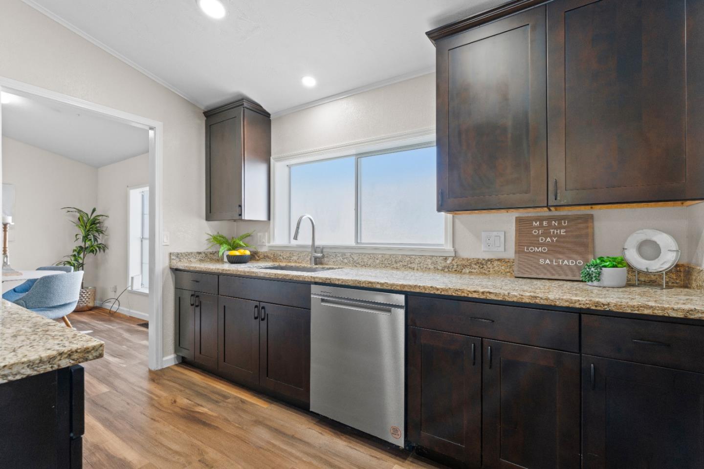 140 Barranca LN 140