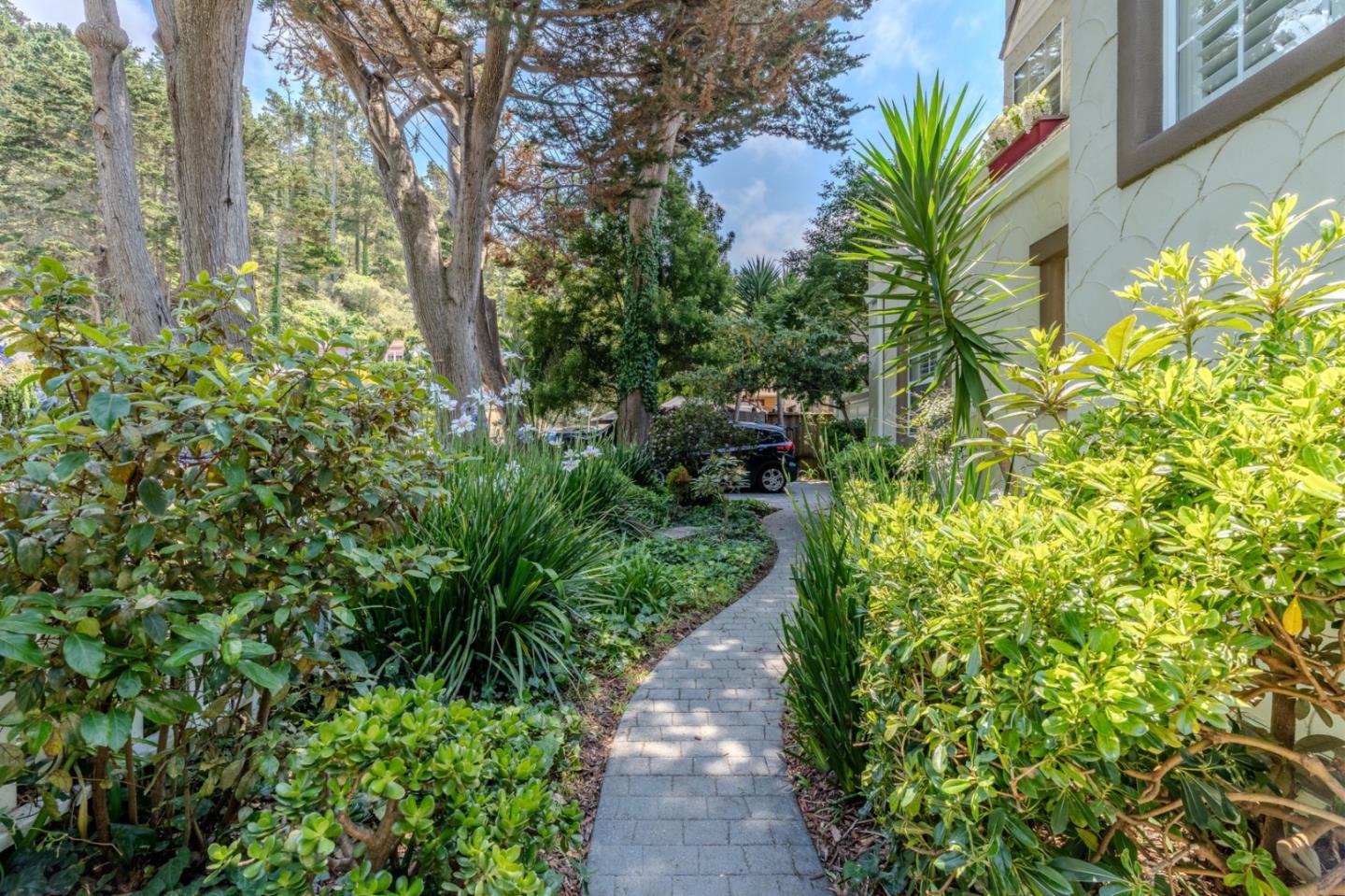 212 Angelita AVE