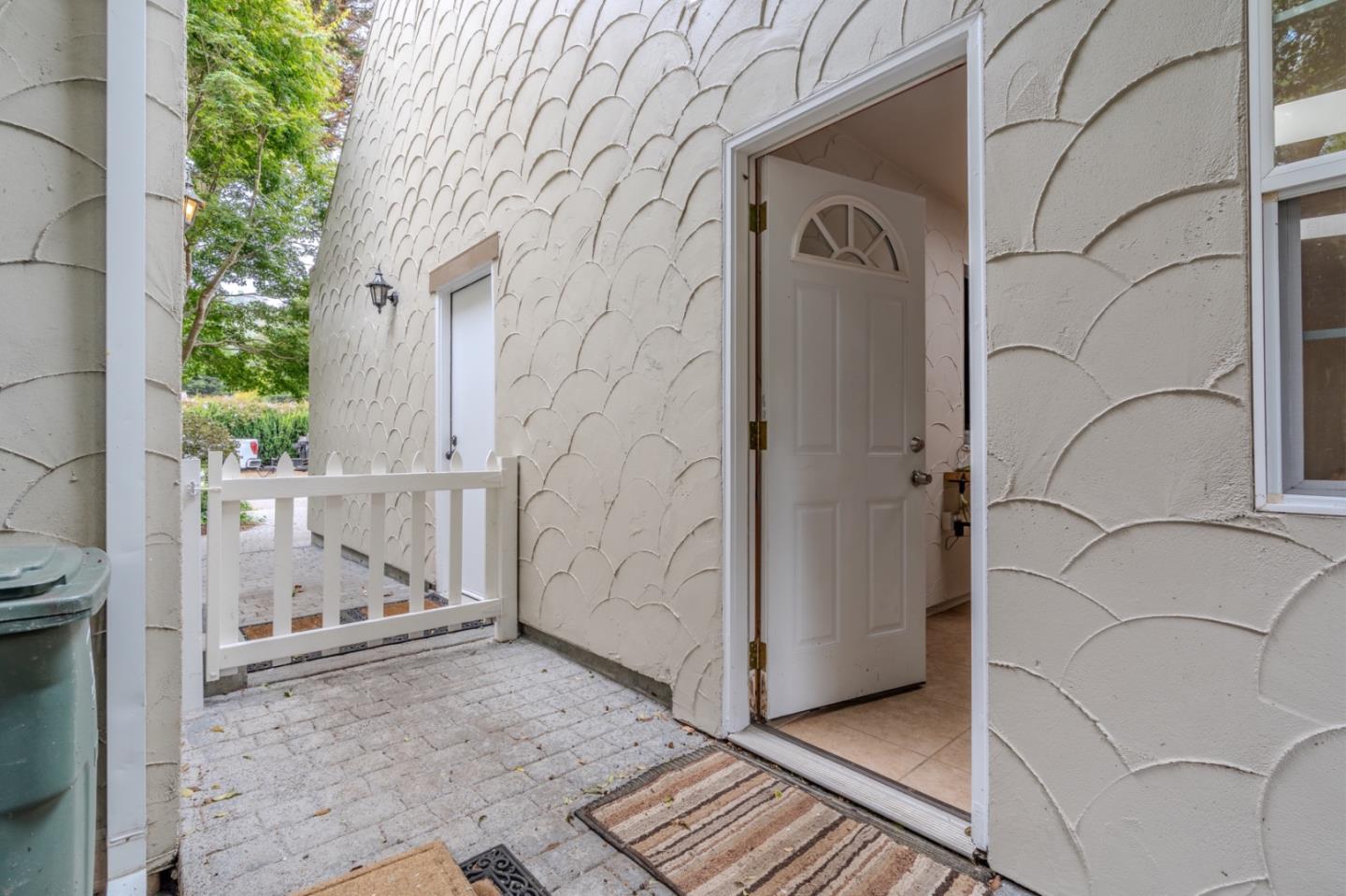212 Angelita AVE