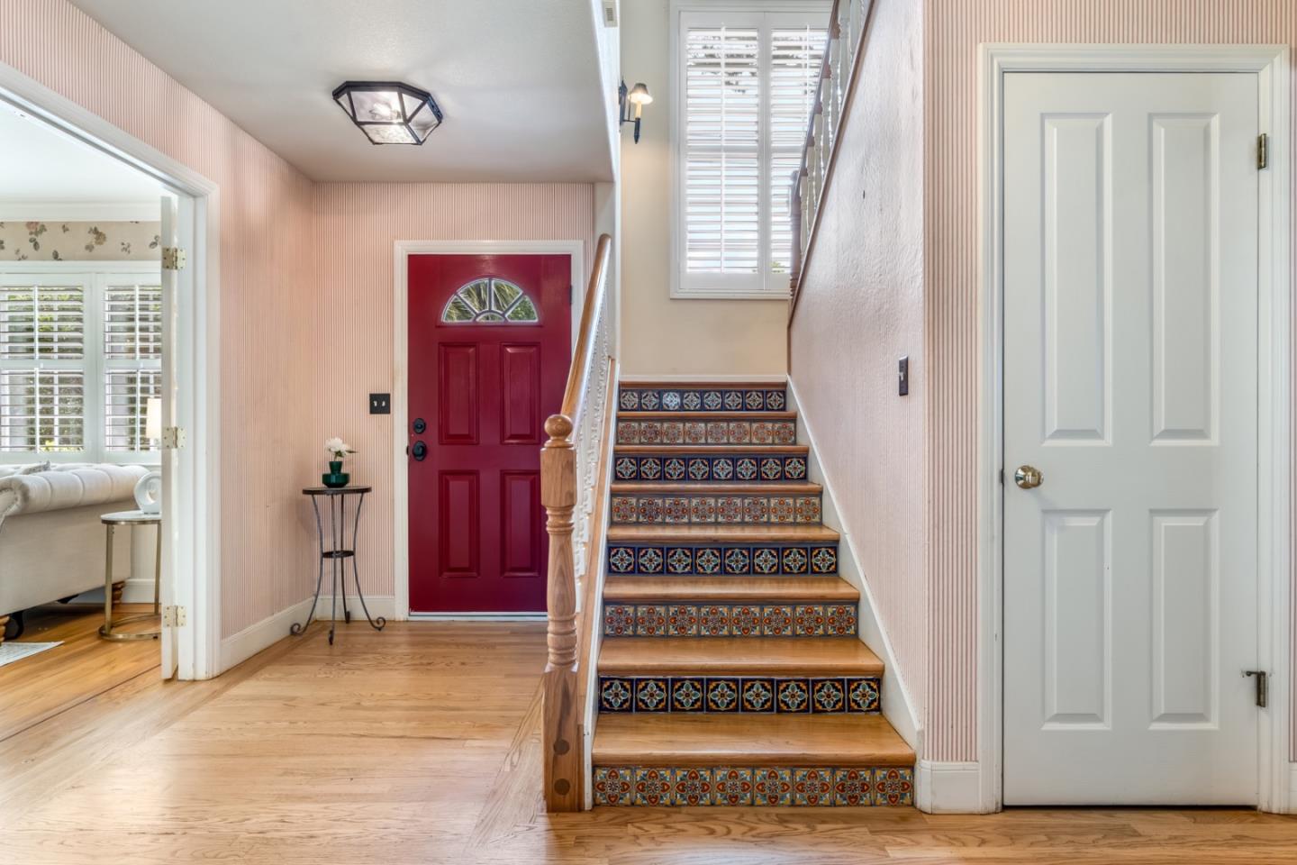 212 Angelita AVE