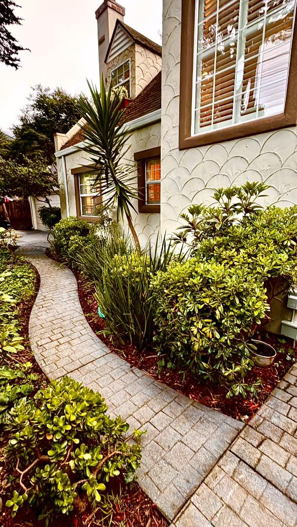212 Angelita AVE
