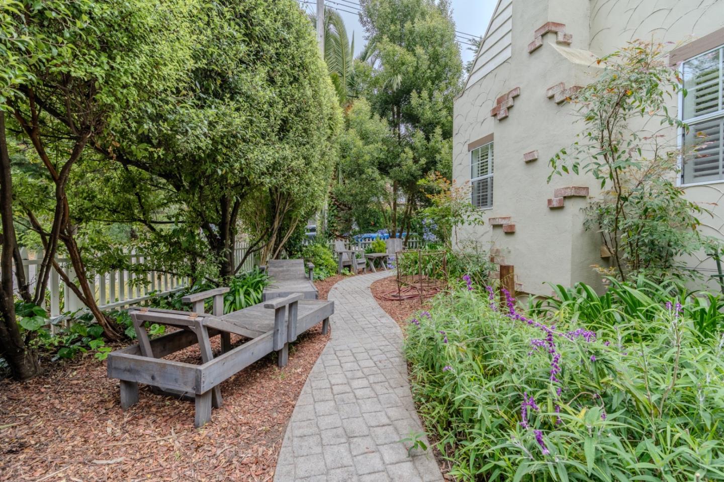 212 Angelita AVE